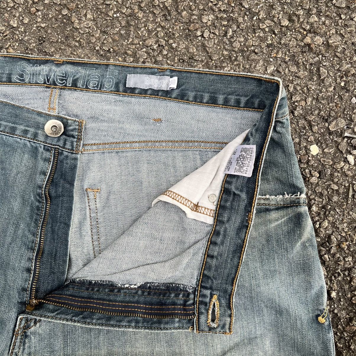 Levi's VINTAGE 90s LEVI'S SILVERTAB BAGGY DENIM SKATER JEANS Y2K Size US 38 / EU 54 - 6 Thumbnail