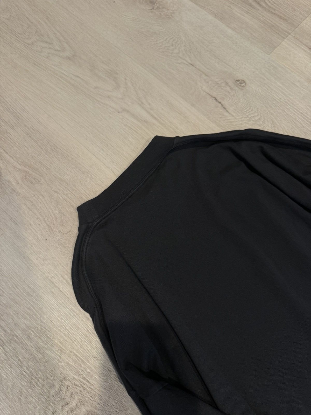 Balenciaga s/s 2021 oversized long sleeve!! Size US M / EU 48-50 / 2 - 6 Thumbnail