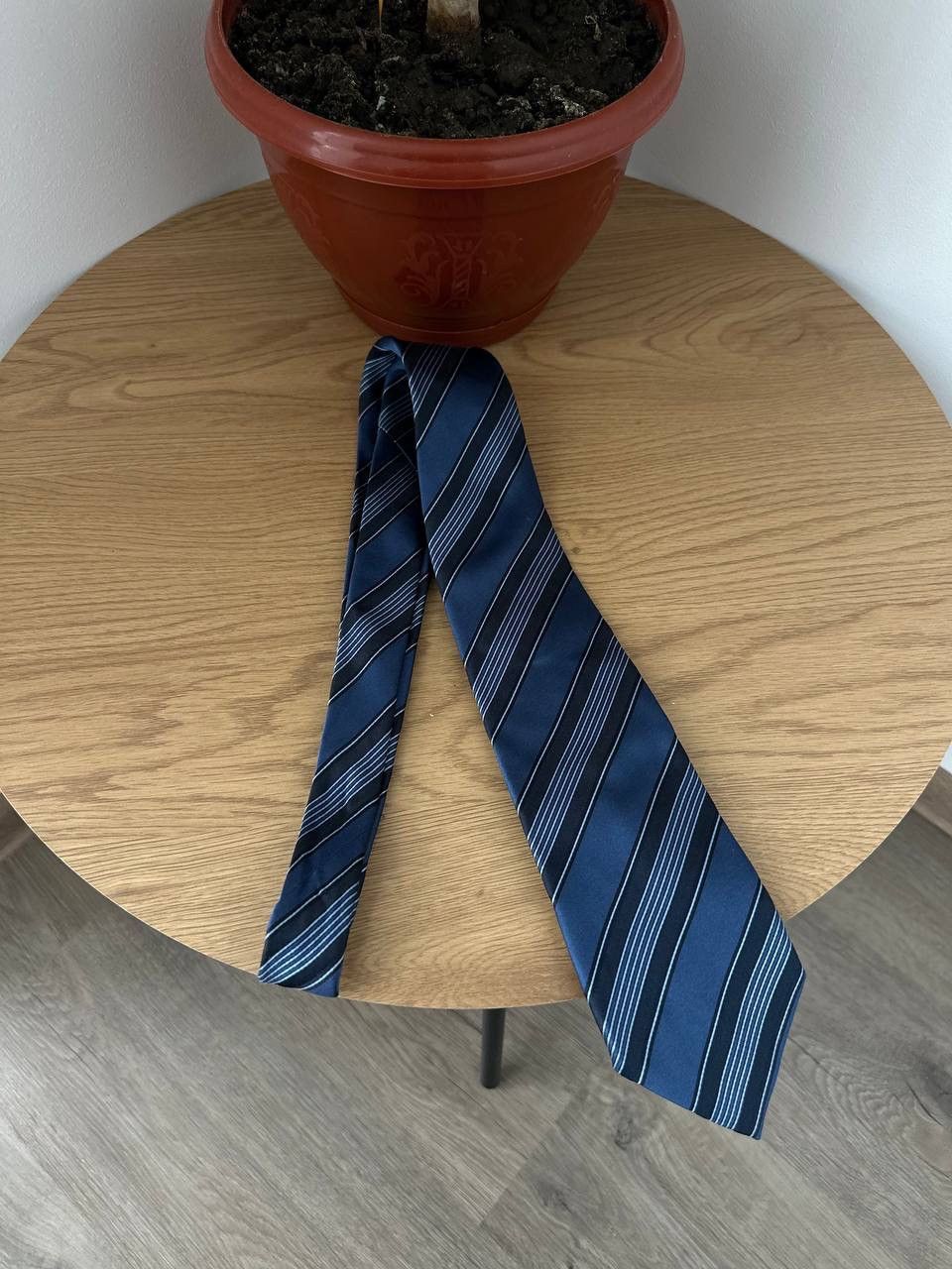 Emporio Armani Vintage Emporio Armani Made in Italy Silk Tie – Navy Striped Size ONE SIZE - 1 Thumbnail