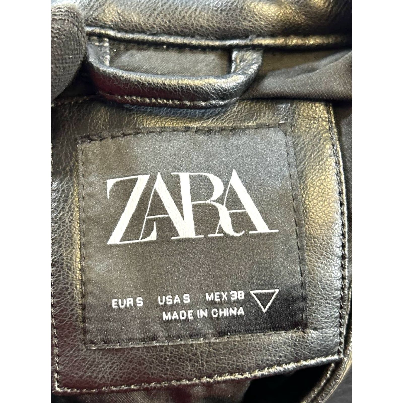 Zara Zara Jacket Womens Small Black Faux Leather Full Zip Size S / US 4 / IT 40 - 3 Thumbnail