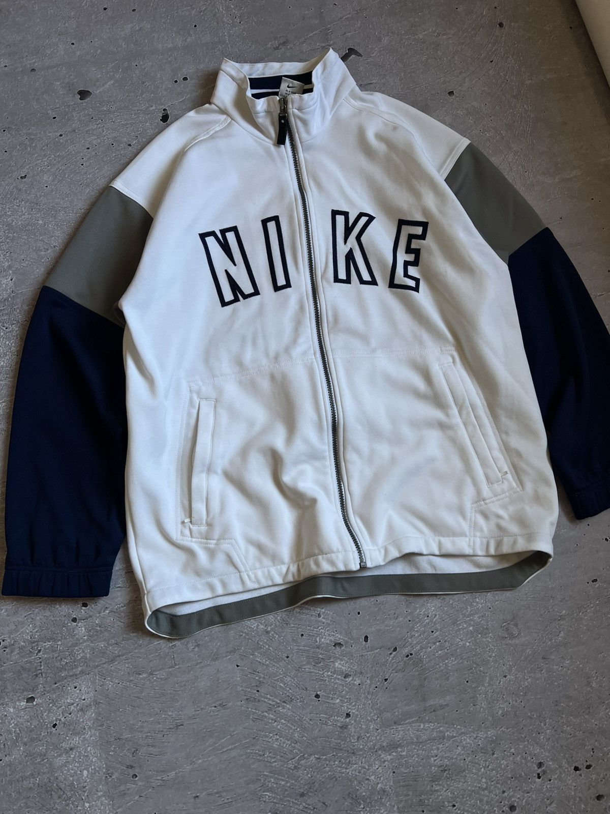 Nike Vintage Nike Full Zip Jacket Navy Men’s Retro Style Size M Size US M / EU 48-50 / 2 - 1 Thumbnail