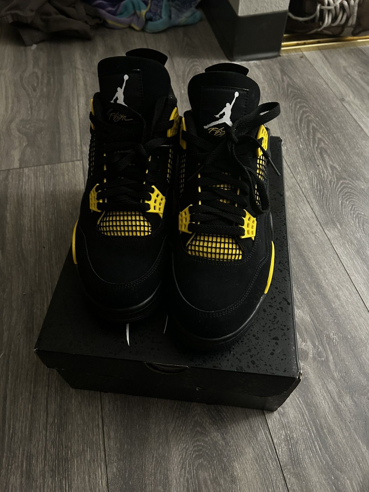 Jordan Brand Jordan 4’s Yellow thunder BRAND NEW Size US 10.5 / EU 43-44 - 1 Thumbnail