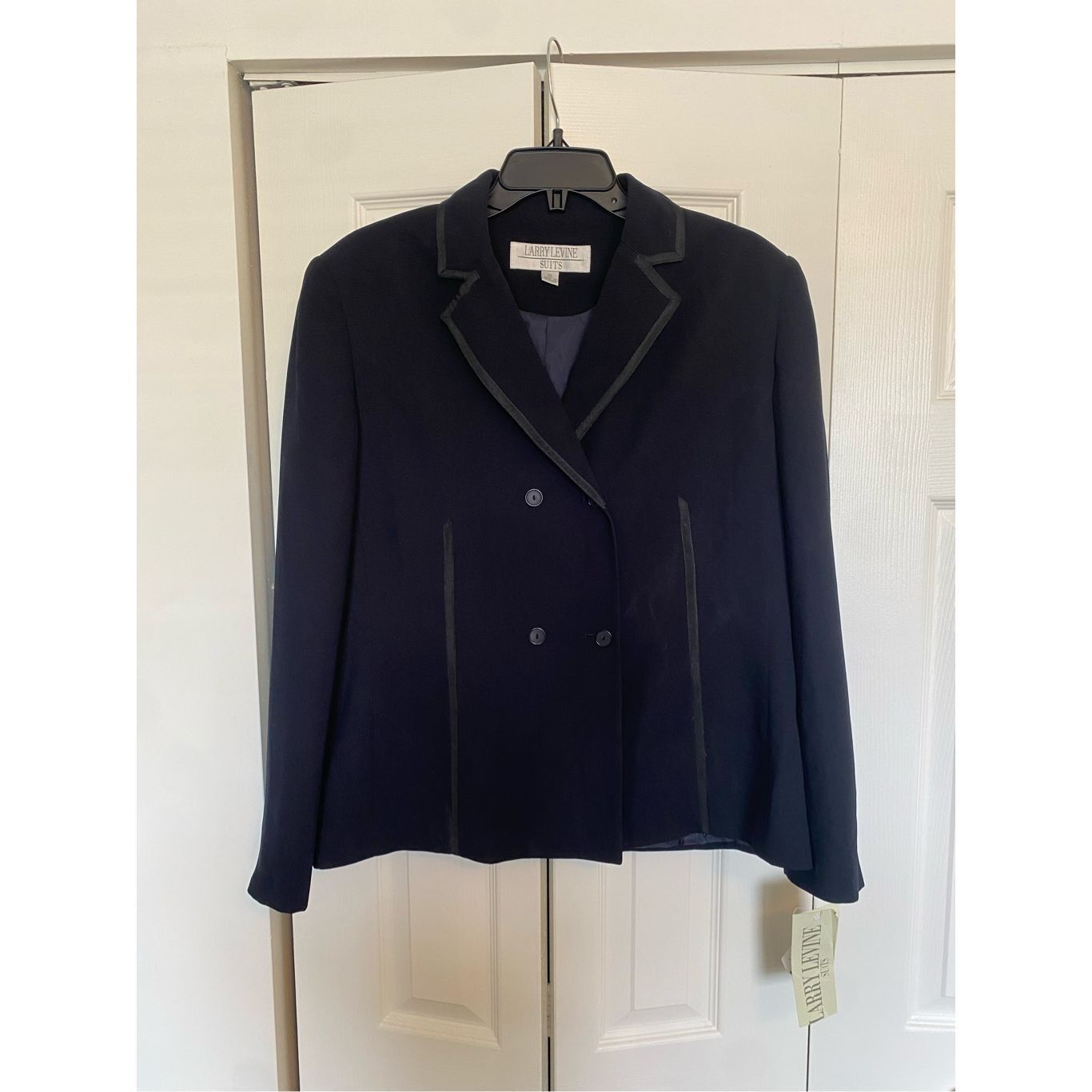 Larry Levine Suits NWT Trimmed Blazer in Midnight Navy Sz 1