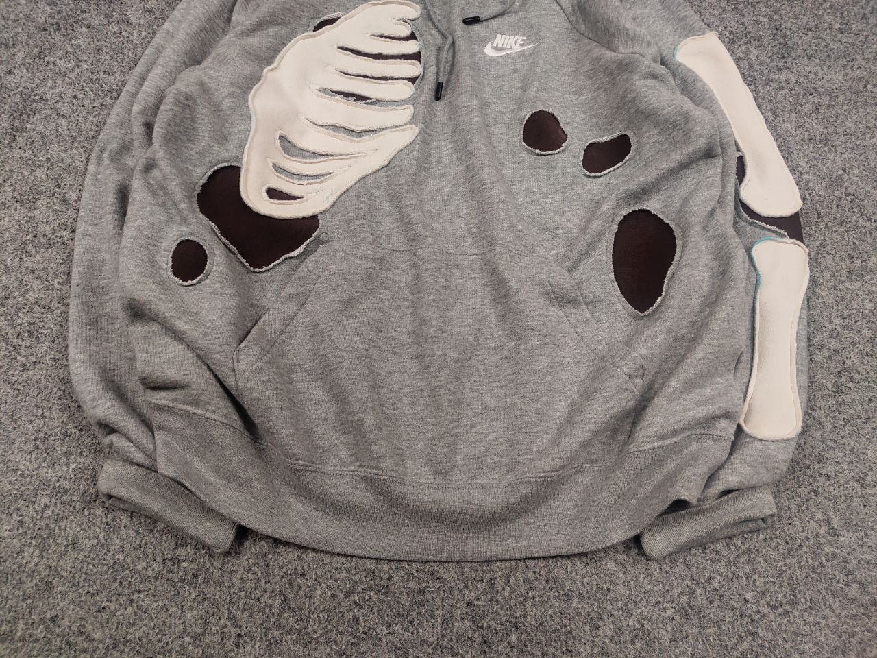 Nike Rare nike skeleton Logo vintage reworked Hoodie Y2K Style Size US S / EU 44-46 / 1 - 5 Thumbnail