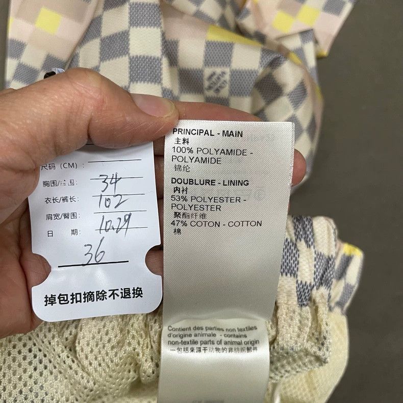 Louis Vuitton Louis Vuitton White checkerboard jogging pants Size US 36 / EU 52 - 3 Thumbnail
