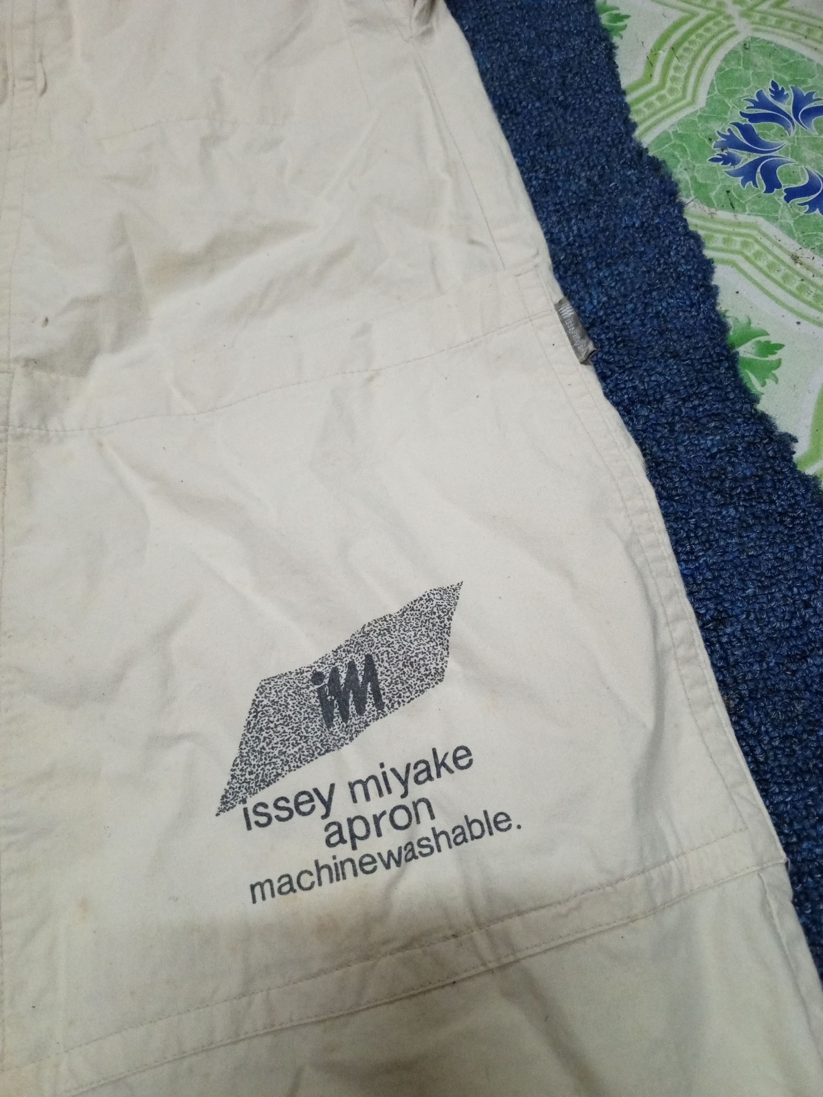 Issey Miyake × Japanese Brand APRON ISSEY MIYAKE Size ONE SIZE - 2 Thumbnail