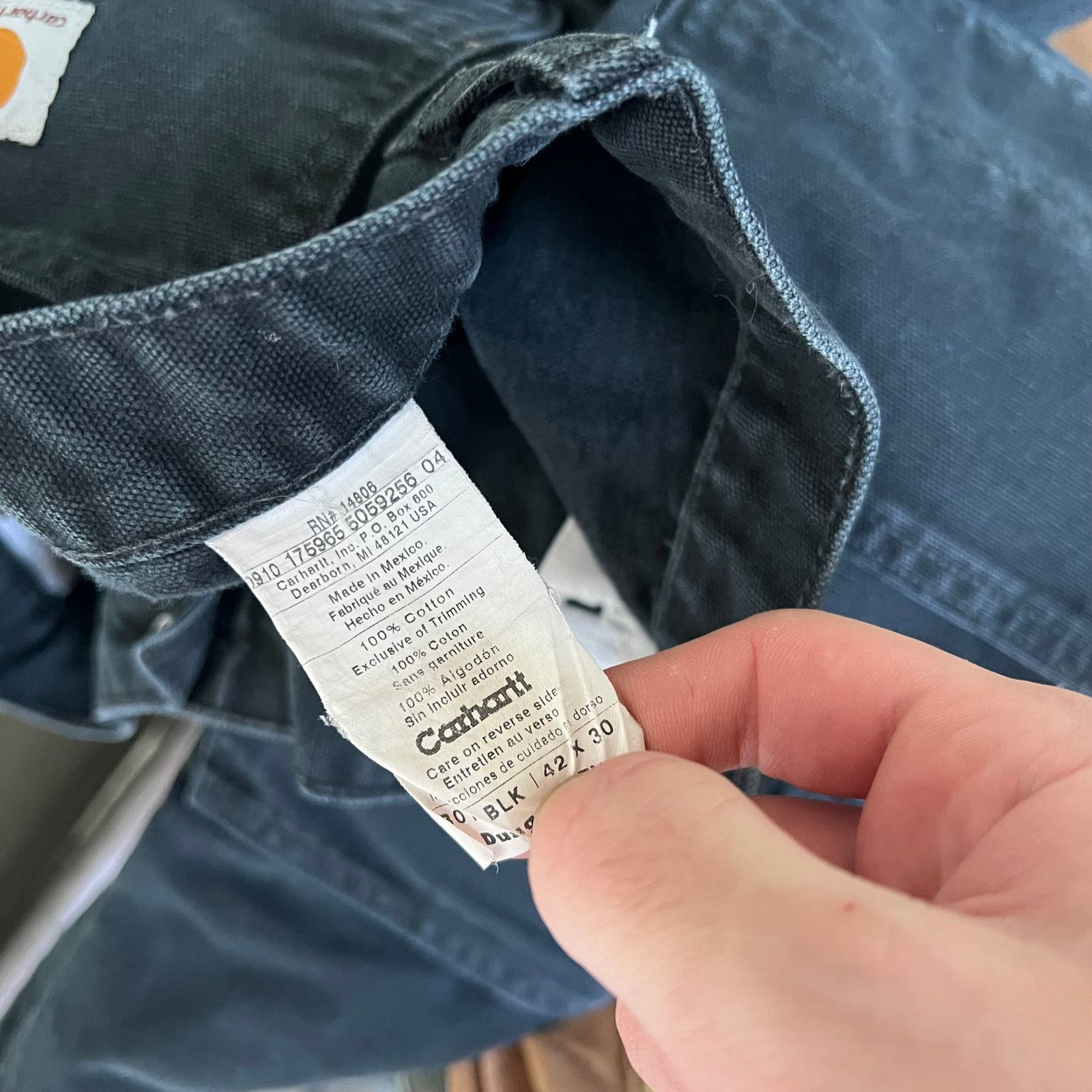 写真ファイル Vintage Y2K Carhartt black double knee work carpenter pants