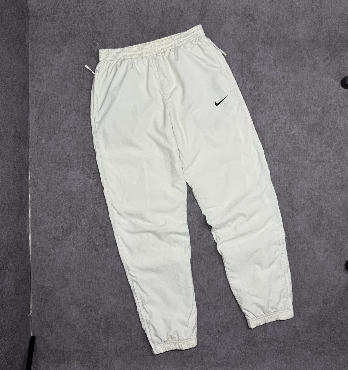Nike × Vintage Vintage Nike BeigeY2K Baggy Track Pants Size US 30 / EU 46 - 1 Thumbnail