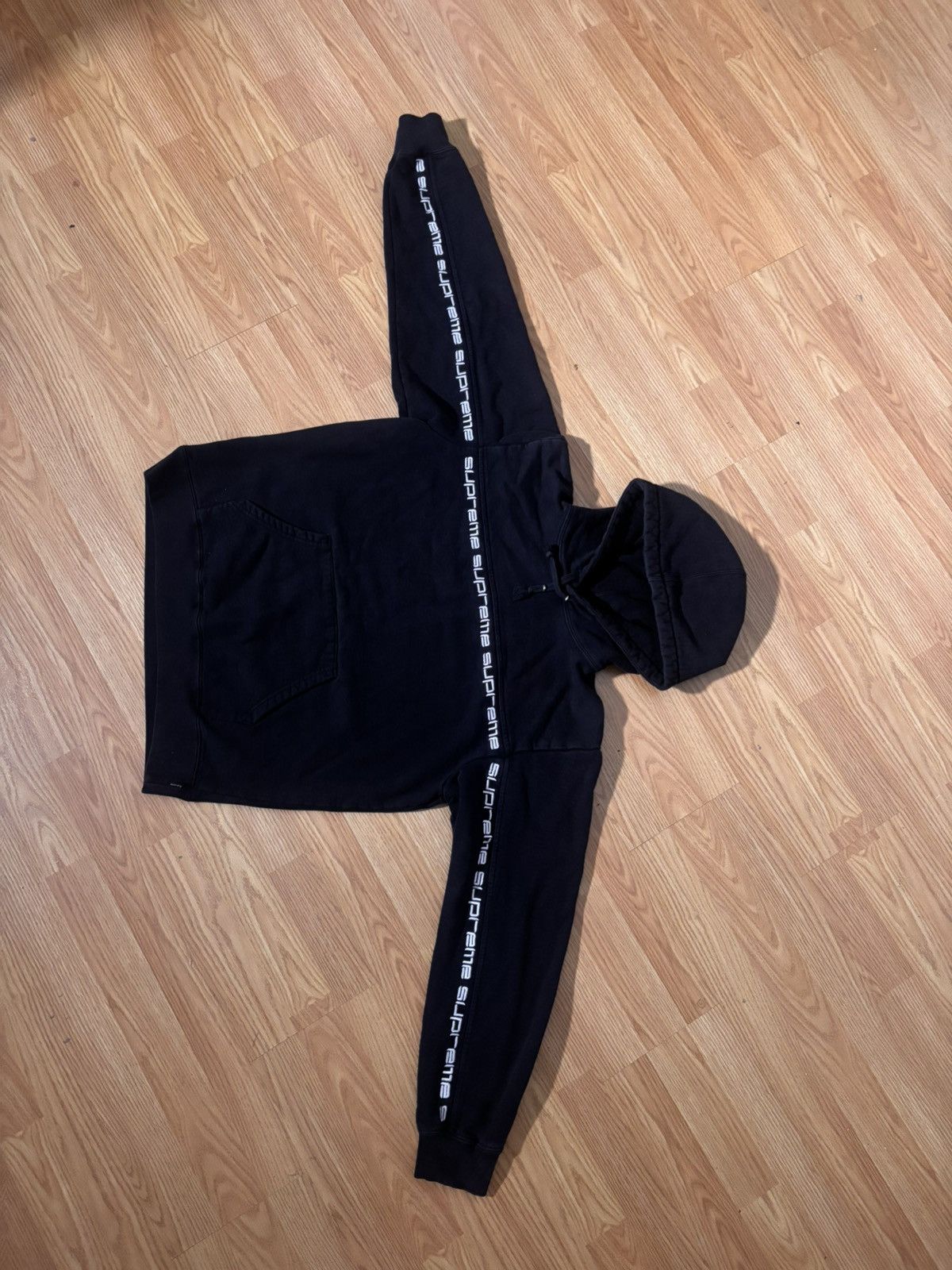 Supreme Supreme Tape Hoodie Size US M / EU 48-50 / 2 - 6 Thumbnail