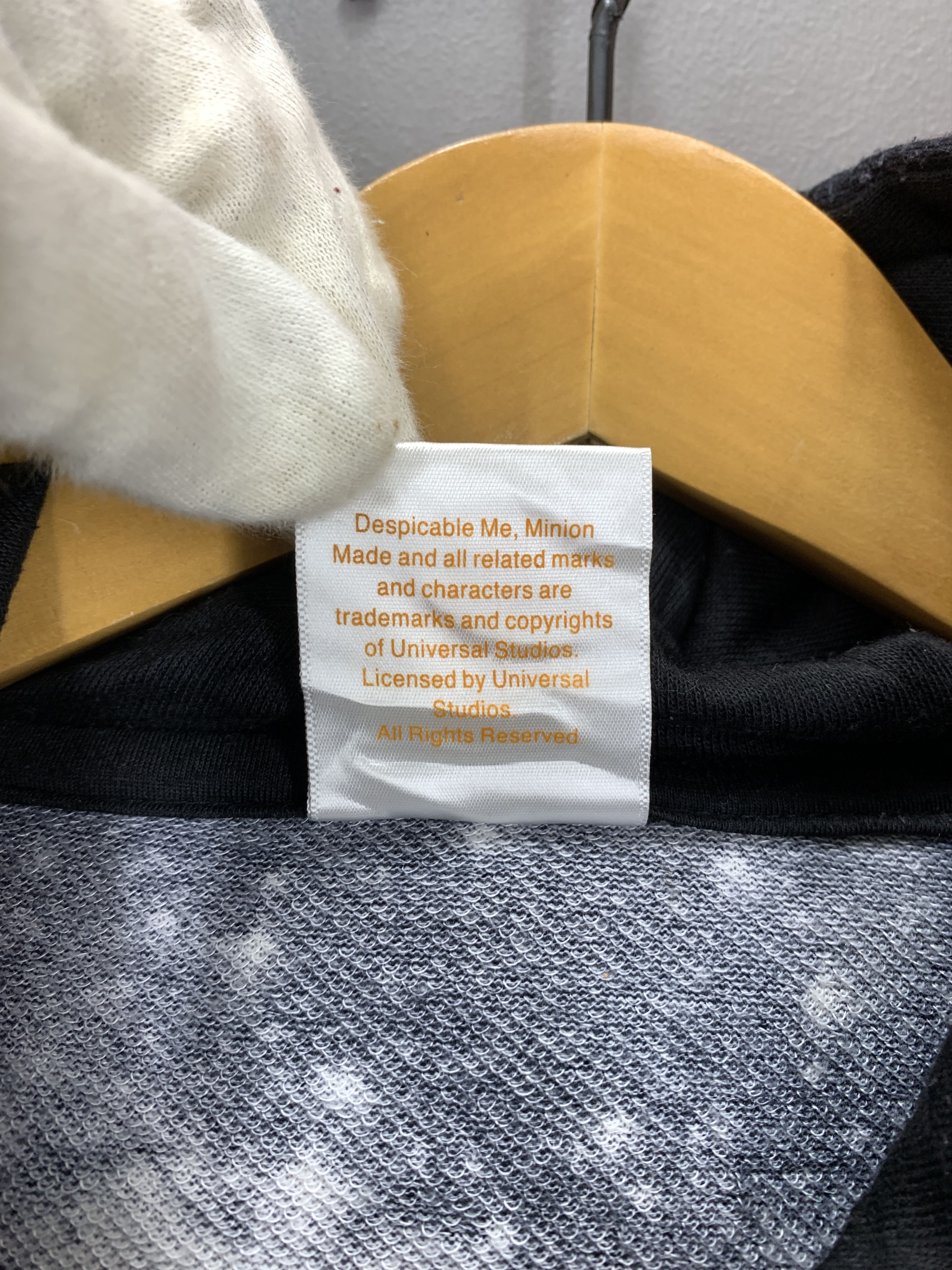 Cartoon Network DESPICABLE ME Minion Made Hoodie Pullover #2123/14 Size US L / EU 52-54 / 3 - 5 Thumbnail