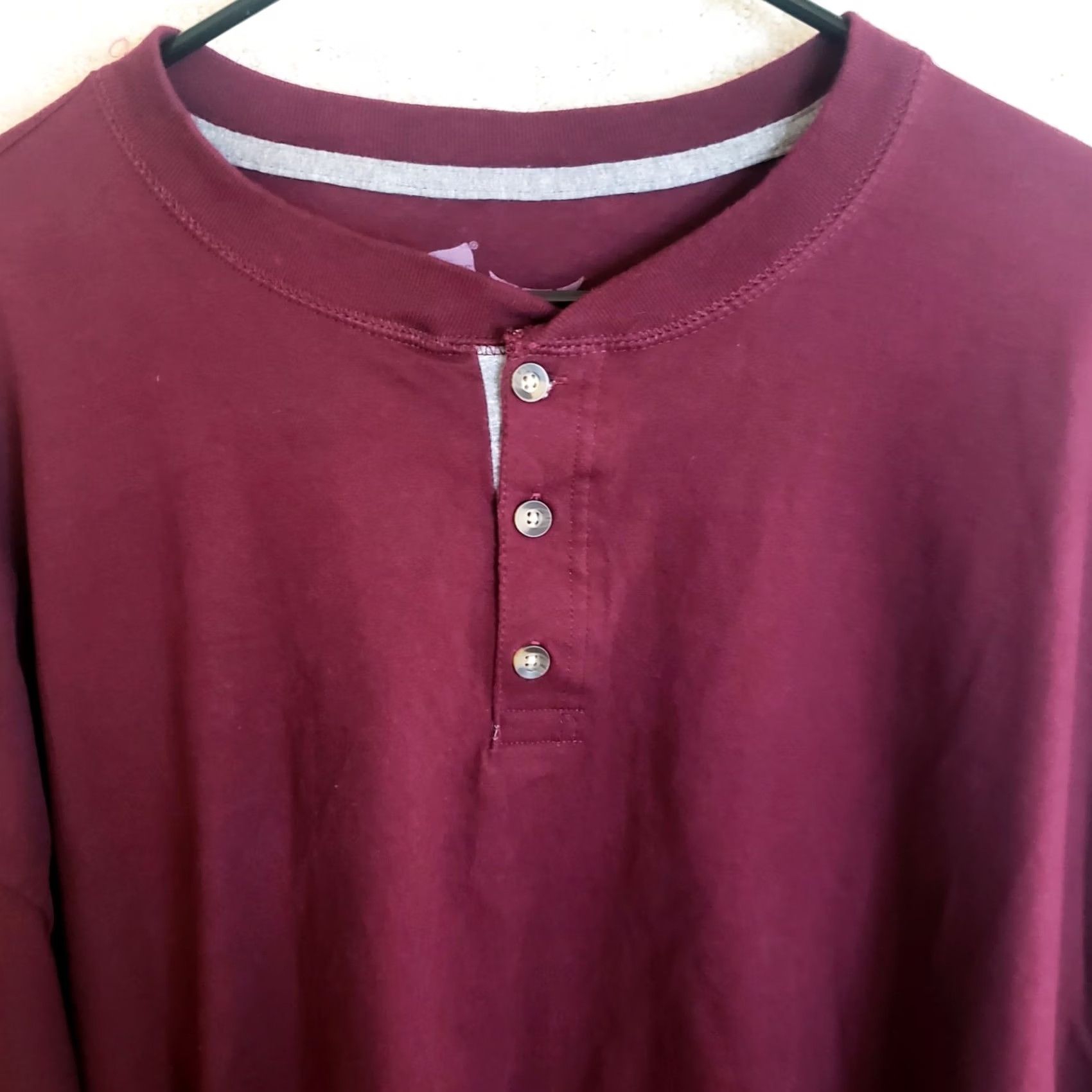 Hanes Hanes Men's Beefy-T Henley Shirt 3XL Maroon Cotton Tagless Long-Sleeve Size US XXL / EU 58 / 5 - 3 Thumbnail
