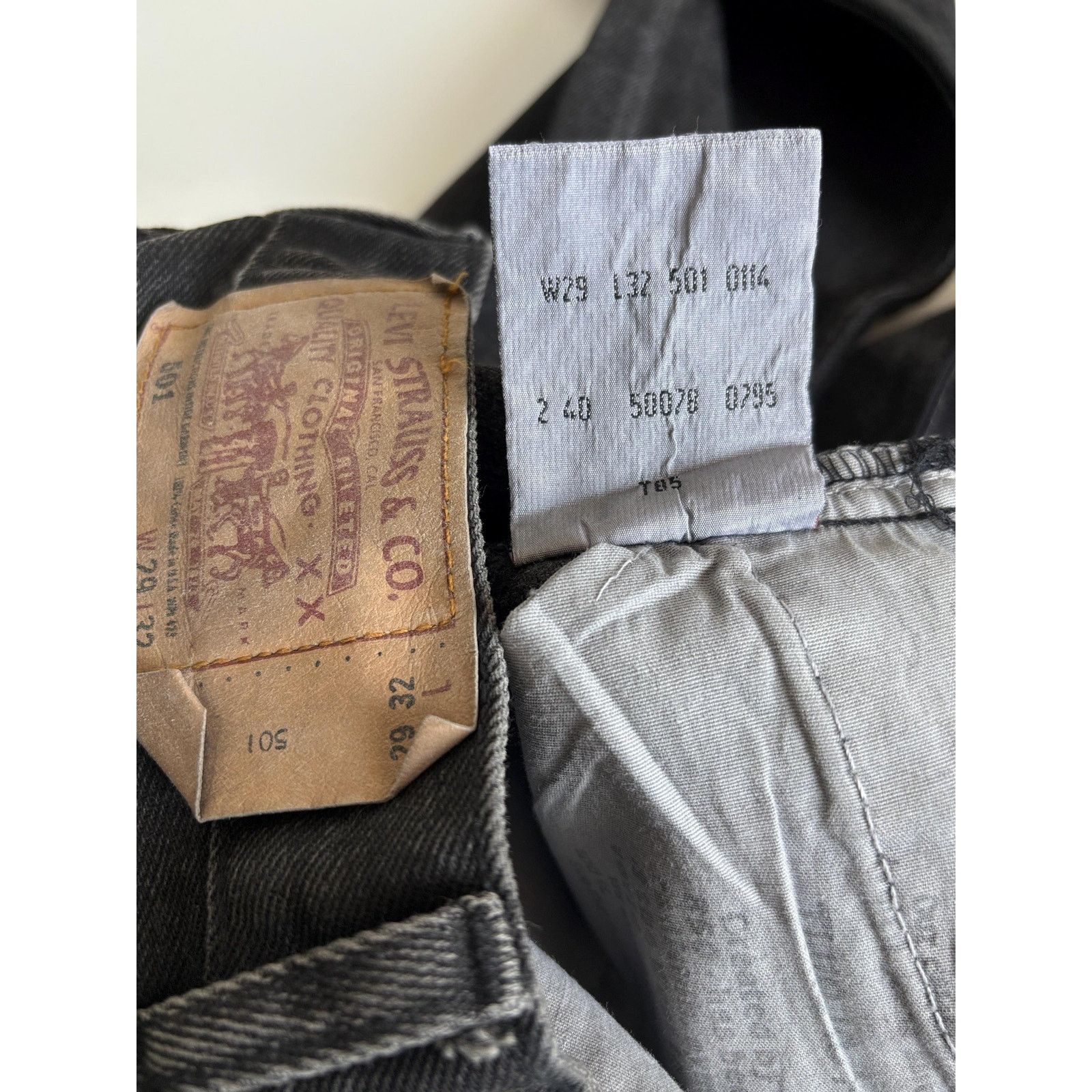Levi's Levi’s 501-0114 Black Jeans W29 Made in USA 90s Deadstock Size US 29 - 6 Thumbnail