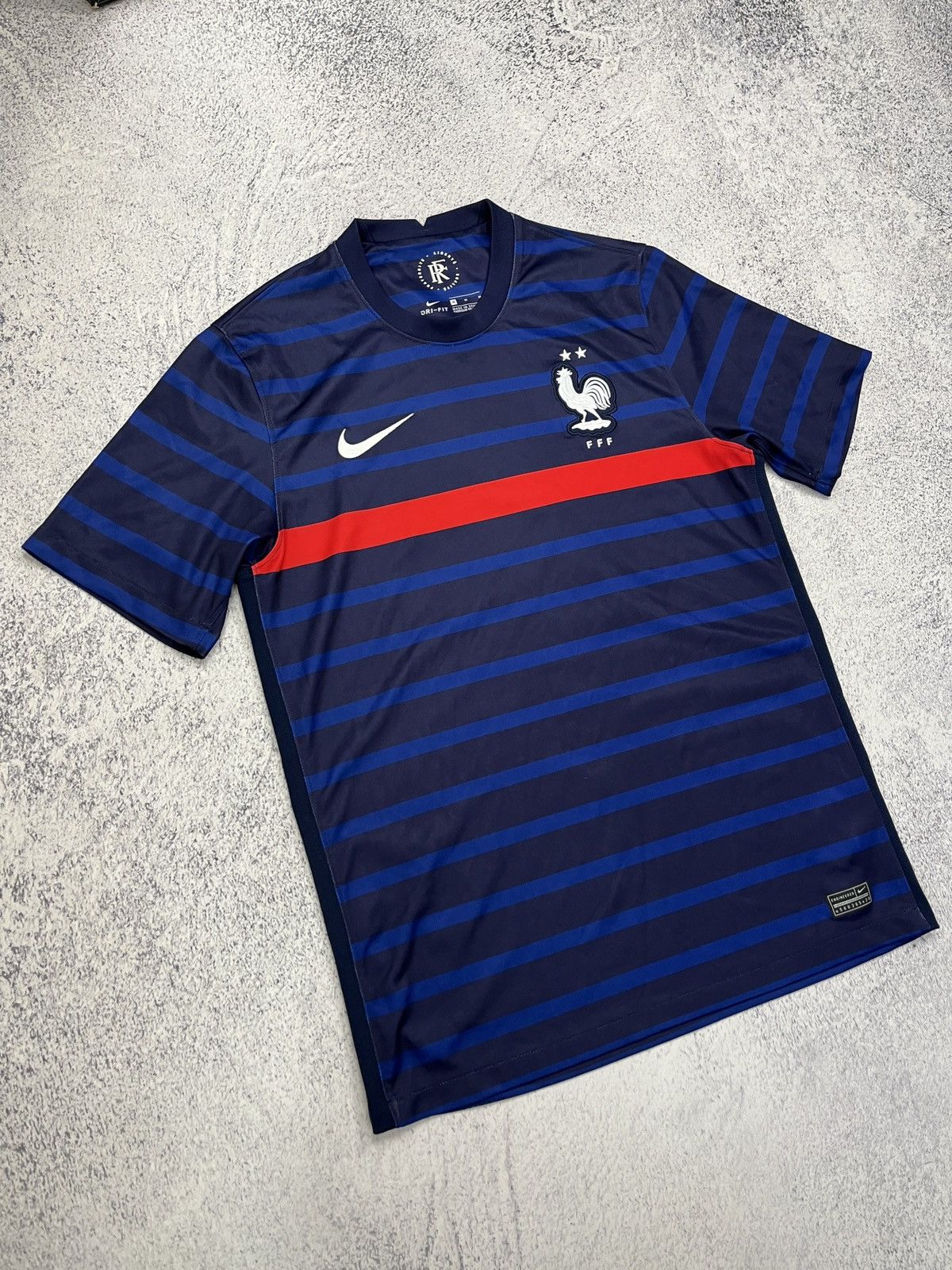 Nike Nike France 2020/21 Soccer Jersey Blockcore Rare Streetwear Size US M / EU 48-50 / 2 - 3 Thumbnail