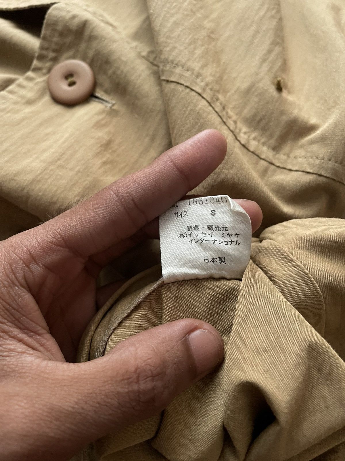Issey Miyake Vintage 80's Issey Miyake Windcoat Oversize Long Coat Size US S / EU 44-46 / 1 - 20 Thumbnail