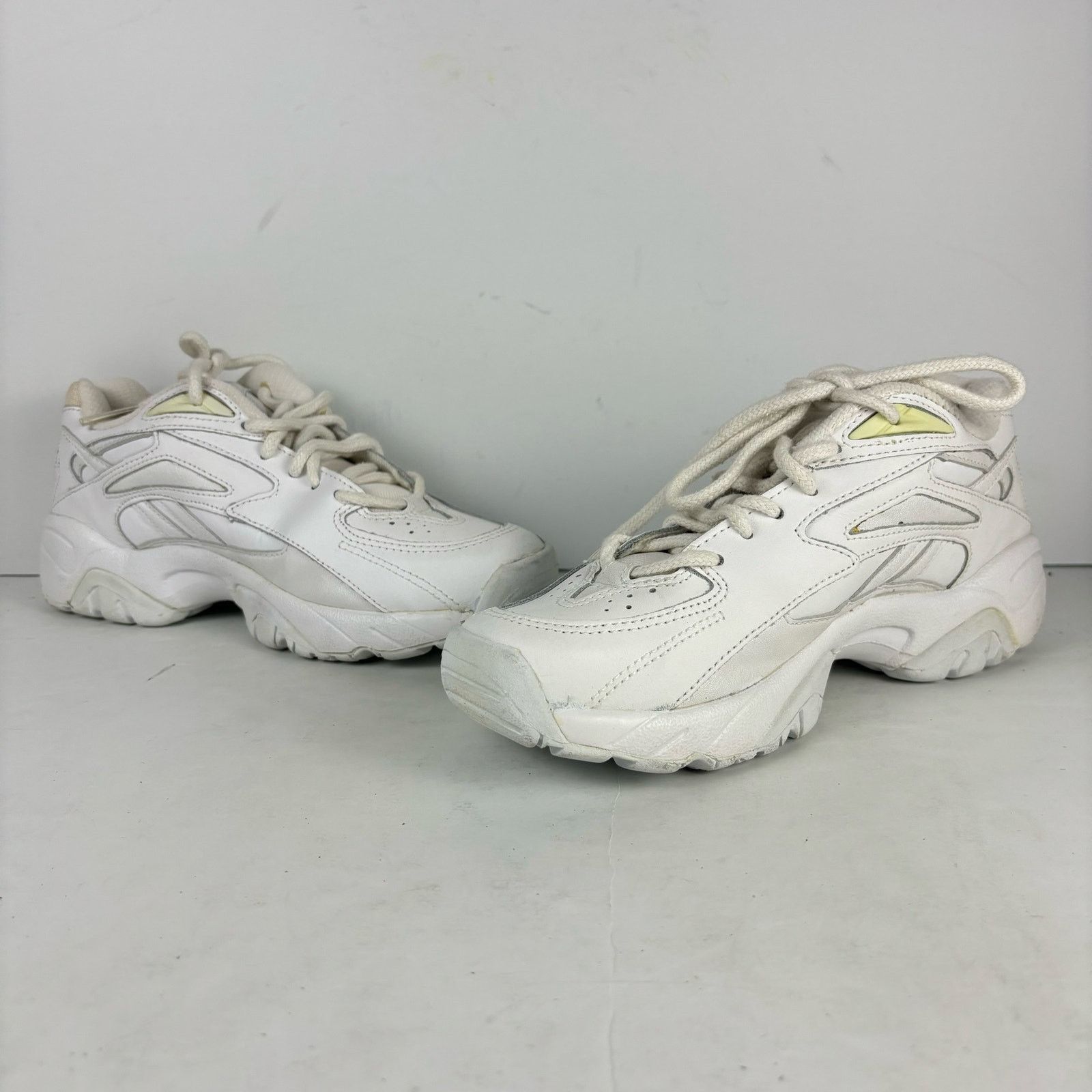 Reebok VTG Deadstock Reebok Satellite 2000 90s sneakers womens 6 Size US 6 / IT 36 - 4 Thumbnail