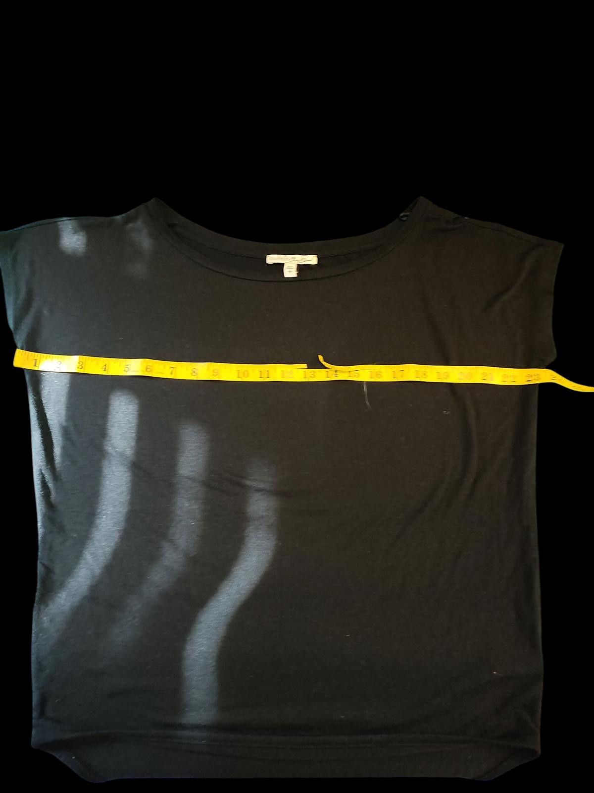 Express Express Basic Black Short Sleeve T-Shirt for Women Size S / US 4 / IT 40 - 8 Thumbnail