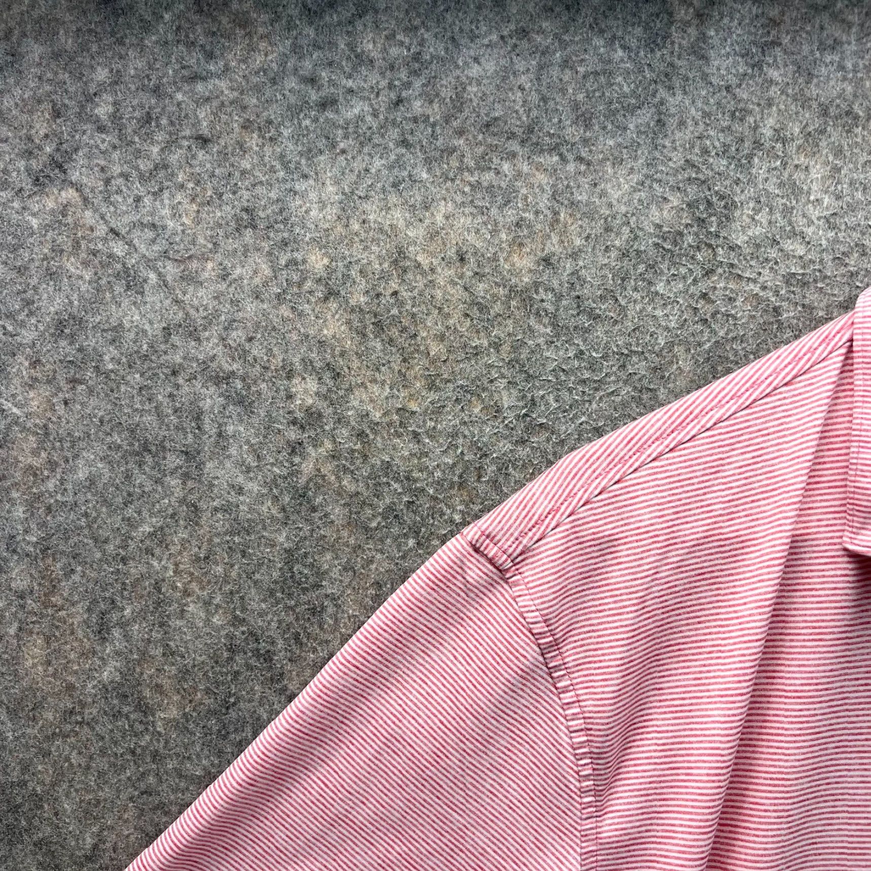 johnnie-O VINTAGE Johnnie-O Polo Shirt Men Large Pink Striped The Honda Classic Lyndon Performance Polo Shirt Mens Large Pink Striped VINTAGE Size US L / EU 52-54 / 3 - 5 Thumbnail
