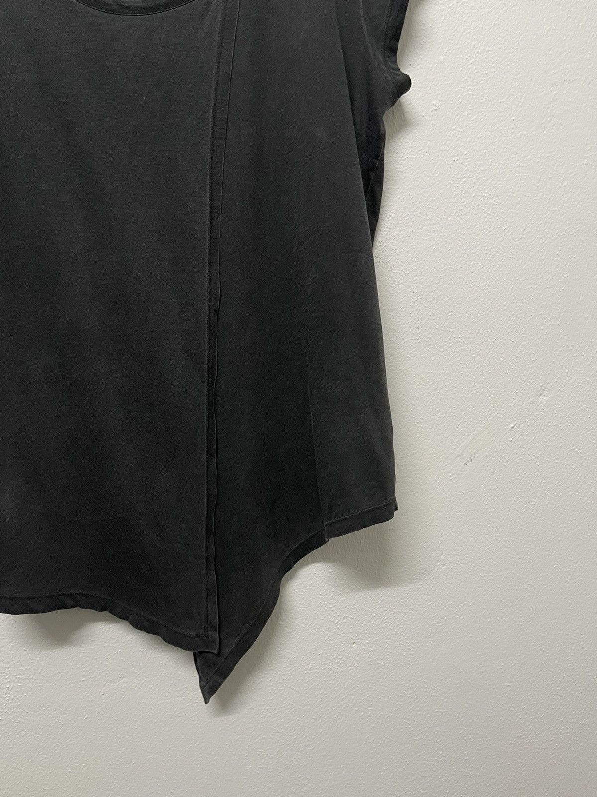 Maison Margiela SS 2019 MAISON MARGIELA CUT AND SEW TSHIRT RARE DESIGN Size S / US 4 / IT 40 - 4 Thumbnail
