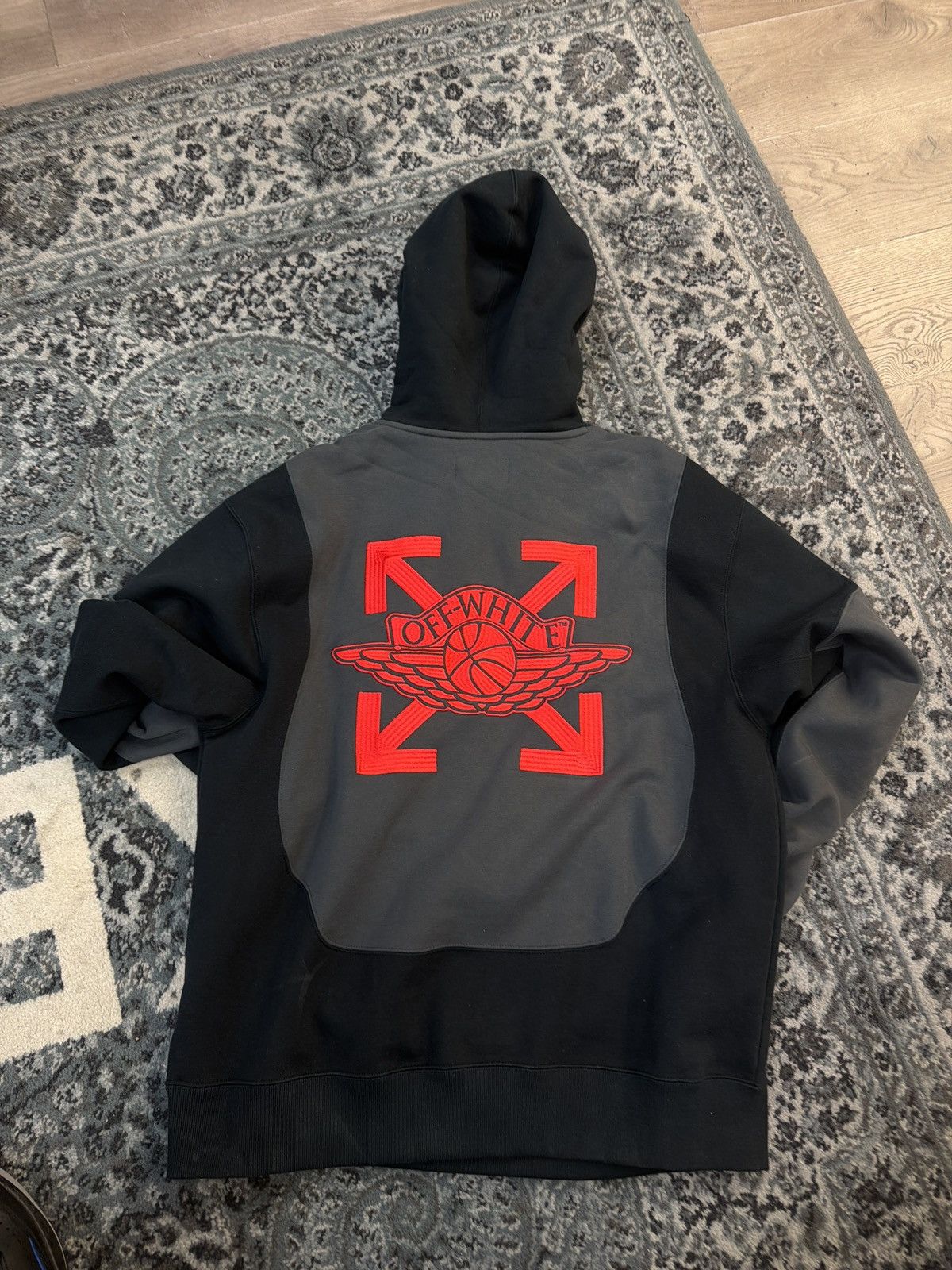 Jordan Brand × Off-White Jordan x off white og hooded sweatshirt Size US L / EU 52-54 / 3 - 2 Thumbnail