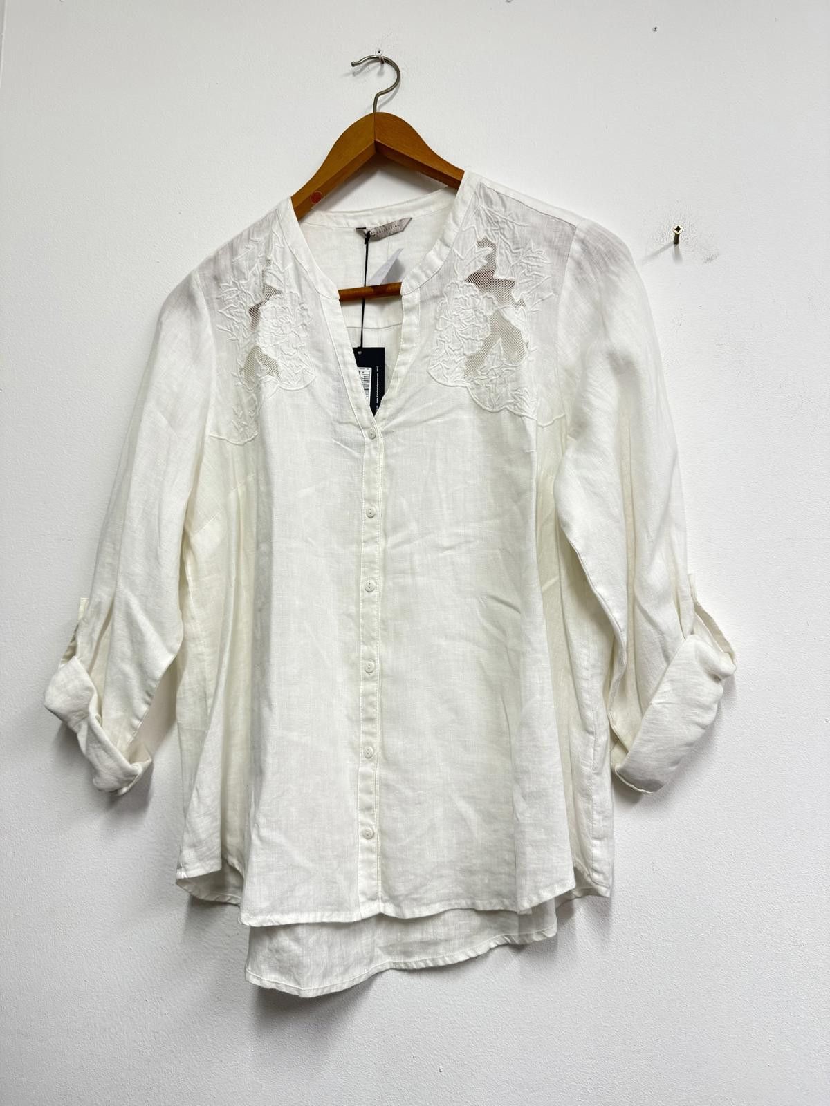 Marks & Spencer Marks & Spencer White Linen Embroidered Button-Up Shirt UK Size XL / US 12-14 / IT 48-50 - 1 Thumbnail