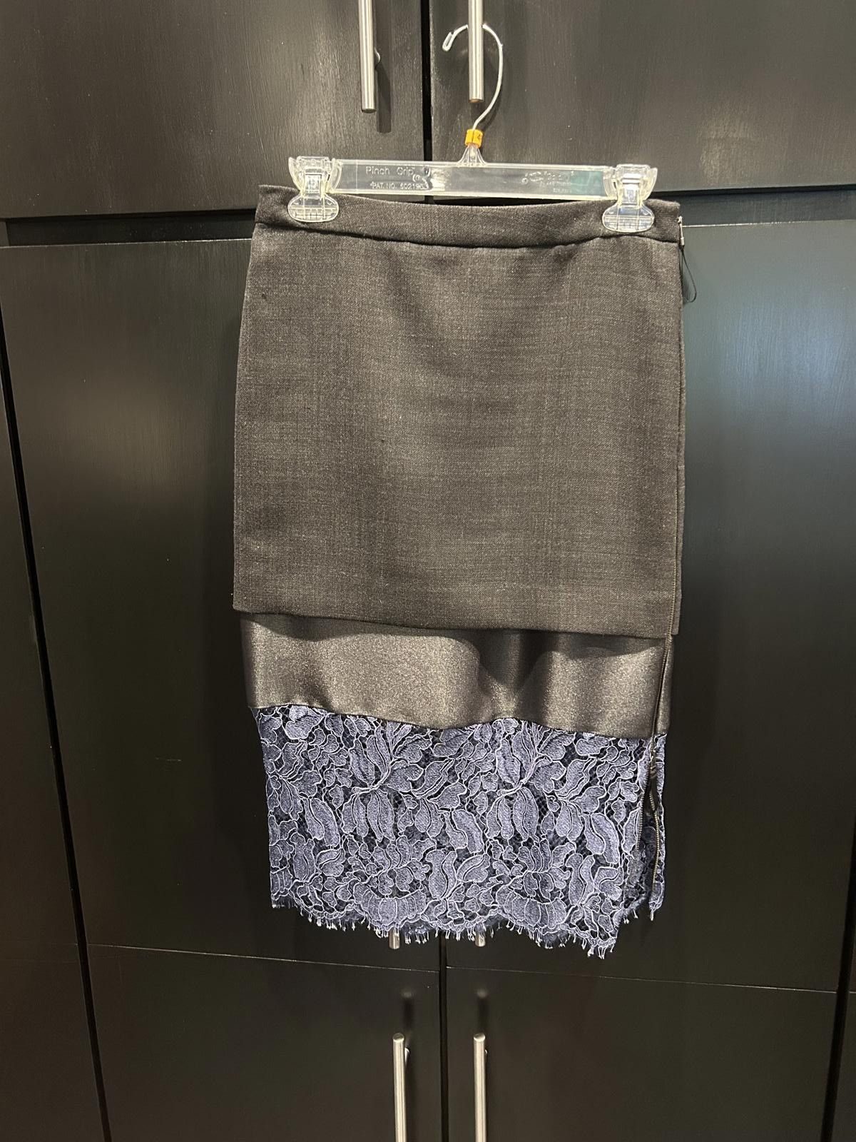 Elegant Gray Lace Hem Skirt EU 38