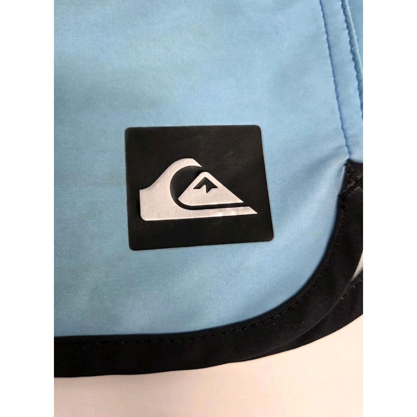 Quiksilver Quiksilver Board Shorts Men Dry Flight Highline Blue Cloudy 33 Water-Repellent Quick Dry Stretch Back Pocket Zip Beach Surfing Mens Size US 33 - 6 Thumbnail