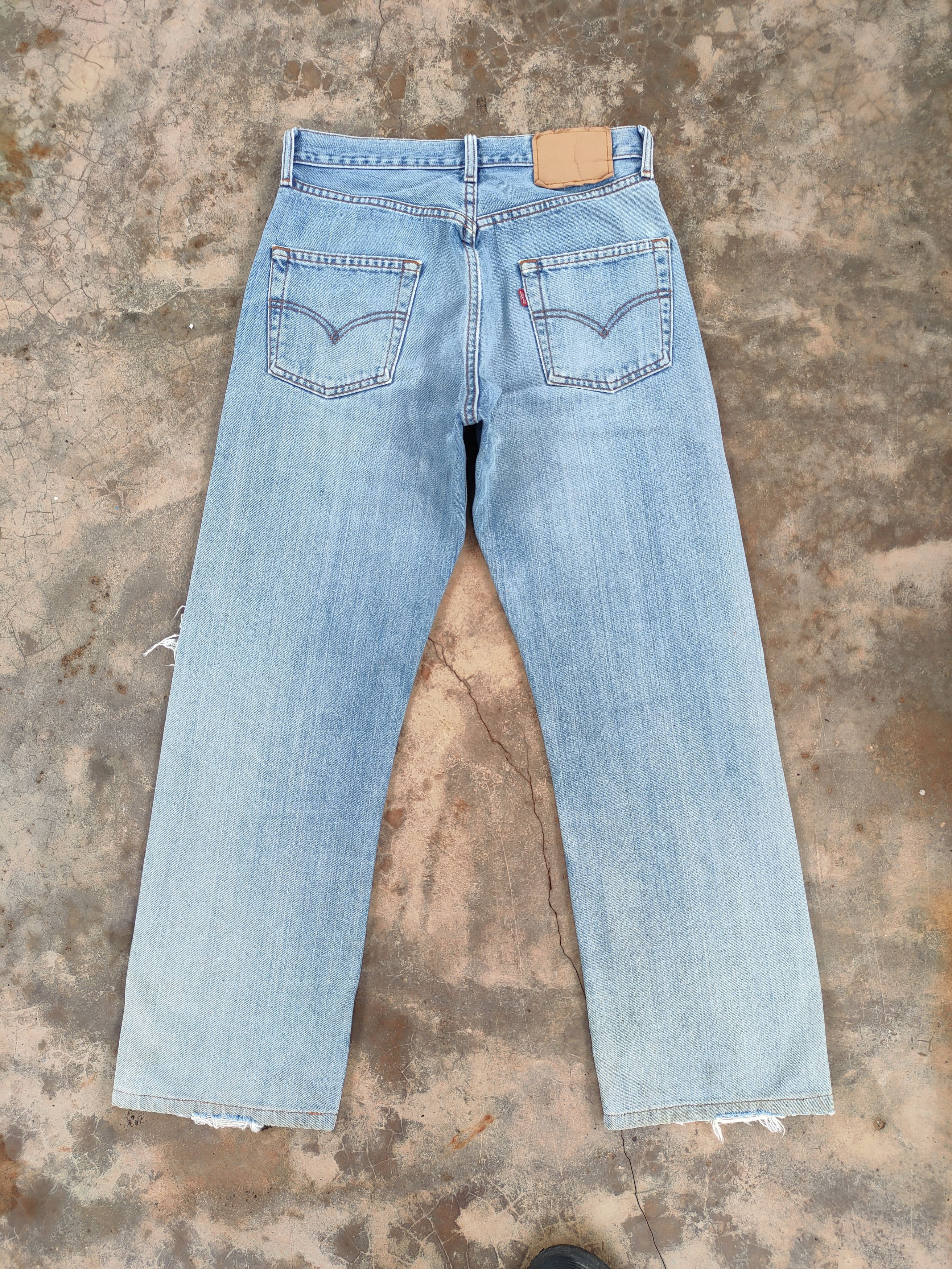 Levi's Vintage Clothing VINTAGE LEVI'S 512 FADED DISTRESSED JEANS DENIM PANTS Size US 30 / EU 46 - 1 Thumbnail