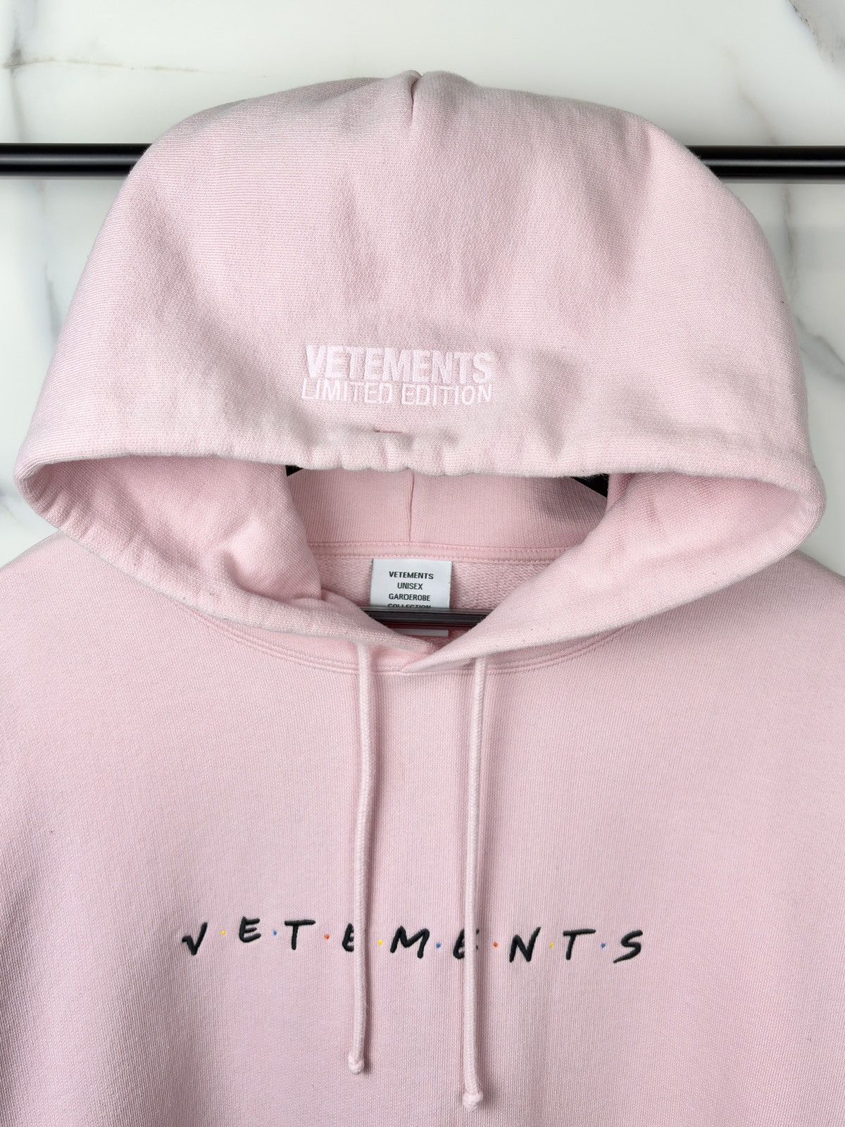 Vetements SS21 Vetements Friends Parody Logo Oversized Hoodie Pink Size US S / EU 44-46 / 1 - 2 Thumbnail