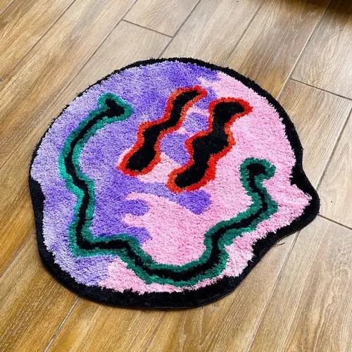 Japanese Brand × Vintage Trippy Smiling Rug Trippy Face Handmade Custom Rug Tufted Size ONE SIZE - 1 Thumbnail