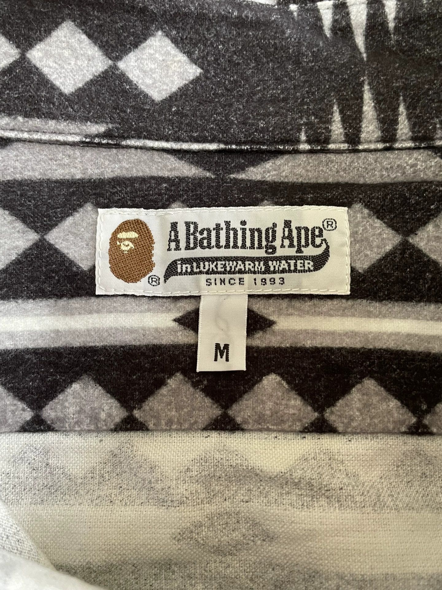 Bape BAPE Tribal CAMO Velvet LS Shirt M NWT NIGO Worn Early Size US M / EU 48-50 / 2 - 5 Thumbnail