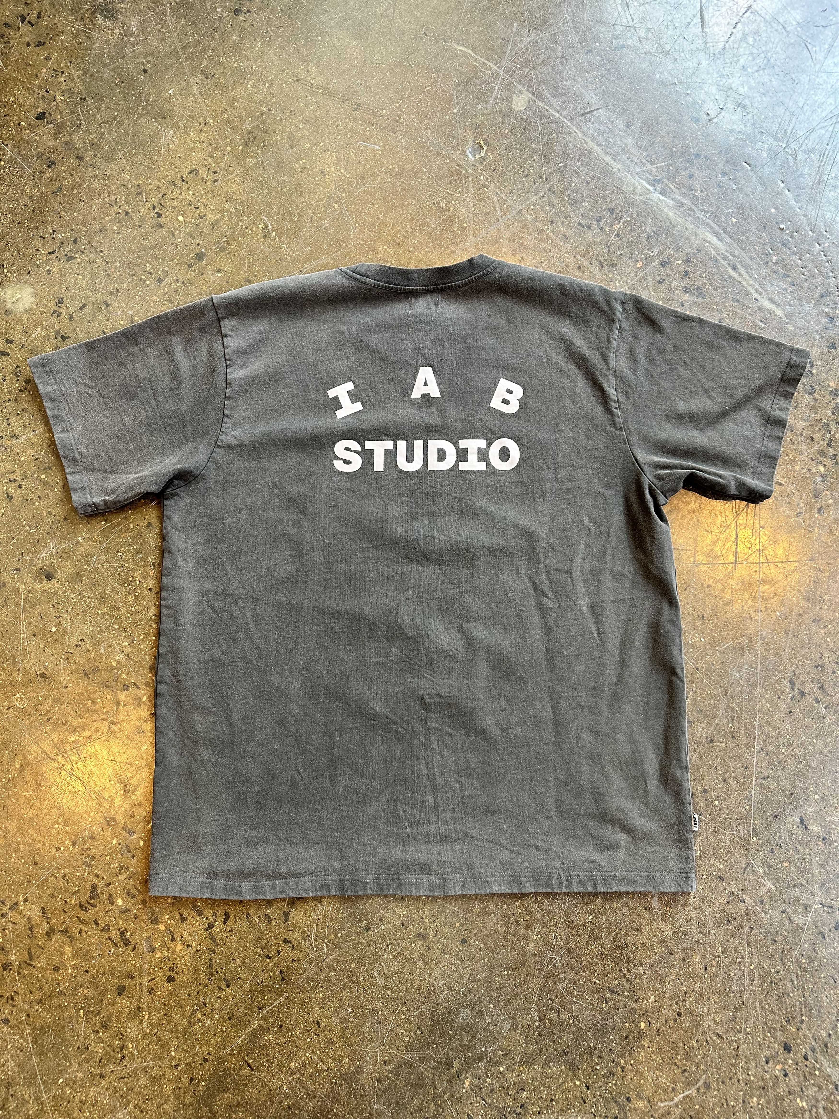 Obey IAB STUDIOS x OBEY Tee L Size US L / EU 52-54 / 3 - 2 Thumbnail