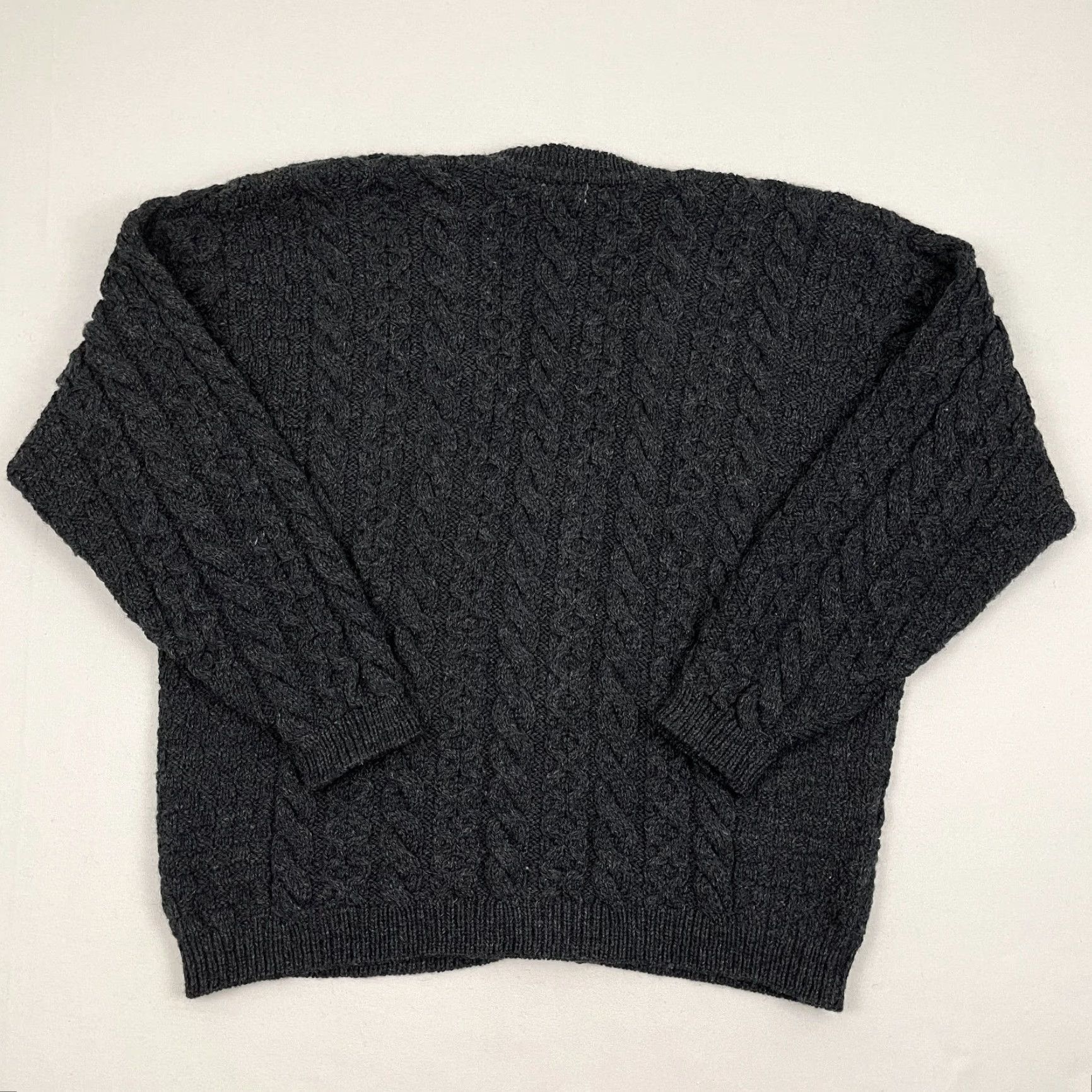 Vintage VINTAGE L.L. Bean Wool Cardigan Mens XL Gray Heavy Cable-Knit V-Neck Sweater Ireland VTG Size US XL / EU 56 / 4 - 6 Thumbnail