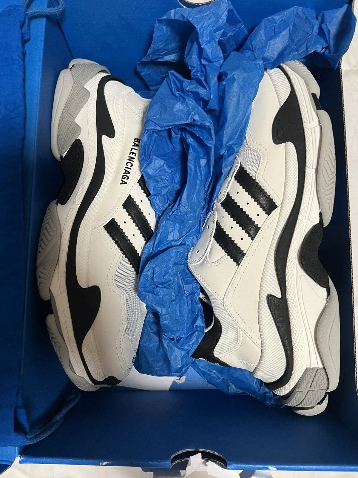 Adidas × Balenciaga Balenciaga X ADIDAS Triple S White/Black Size US 12 / EU 45 - 4 Thumbnail