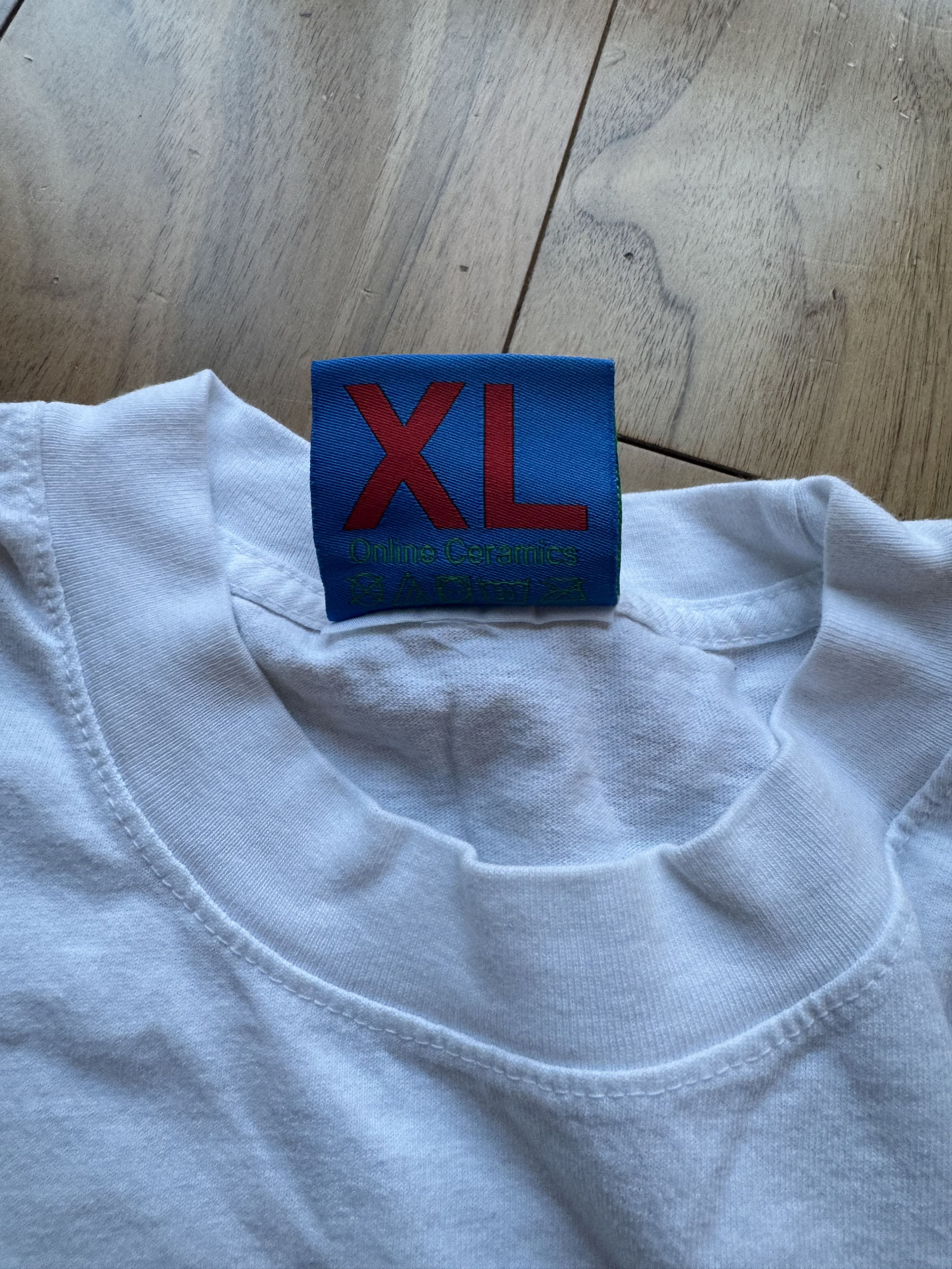 Online Ceramics Online Ceramics The Family Farm T-shirt Size US XL / EU 56 / 4 - 4 Thumbnail