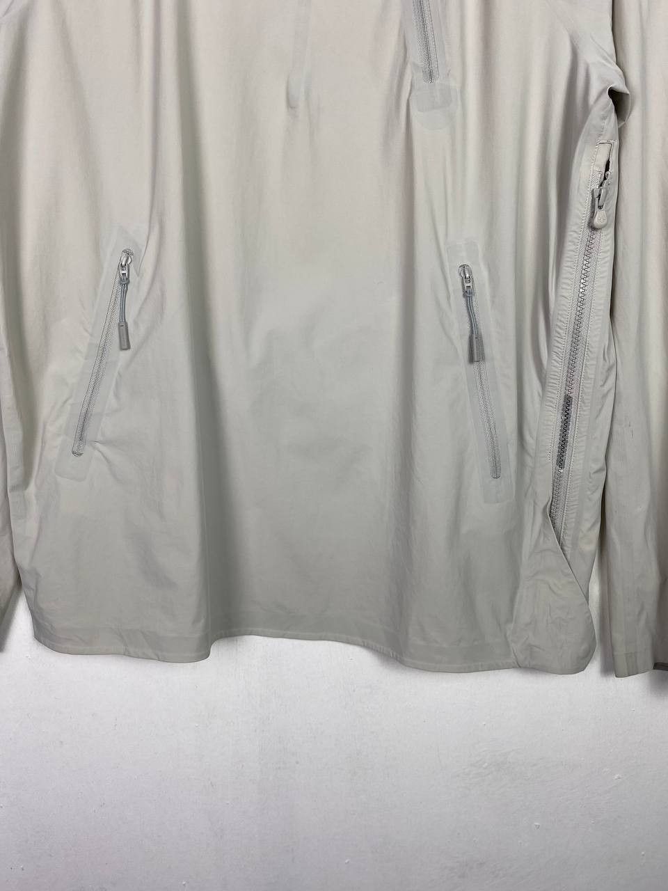 Descente descente nylon waterproof jacket nice design Size US L / EU 52-54 / 3 - 3 Thumbnail