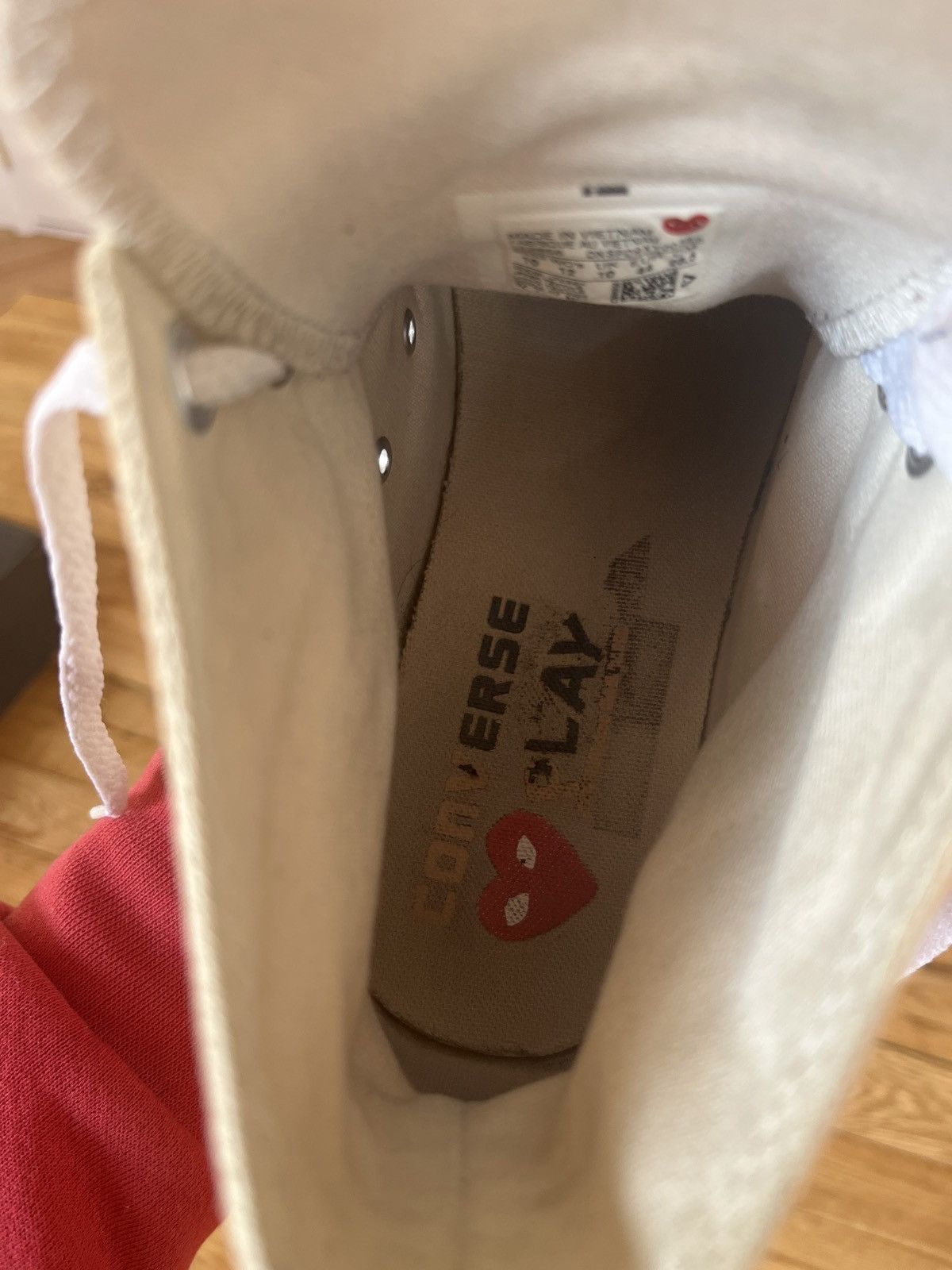 Comme des Garcons PLAY × Converse OG CdG Play x Converse Chuck Taylor size 10 Size US 10 / EU 43 - 8 Thumbnail