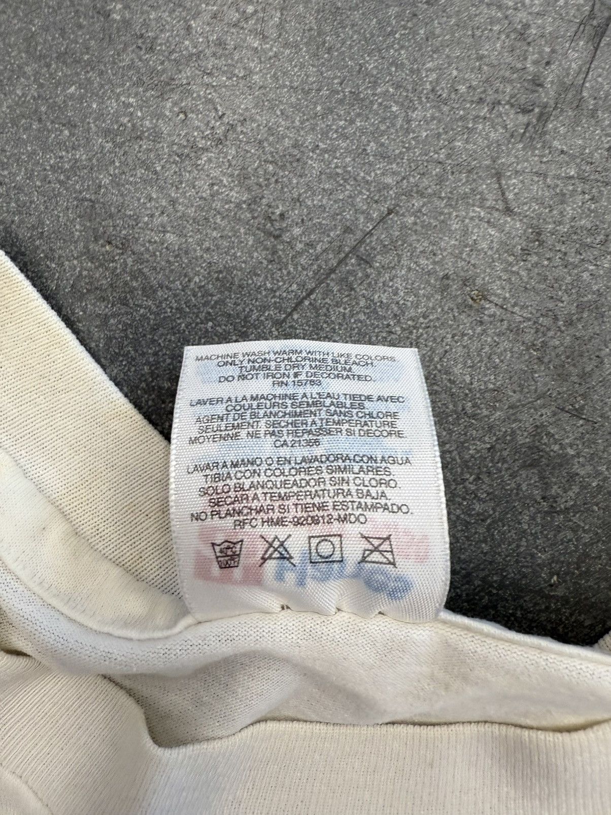 Nirvana 90’s Nirvana Kurt Cobain Bleach Bootleg Distressed Faded Tee Size US XL / EU 56 / 4 - 7 Thumbnail