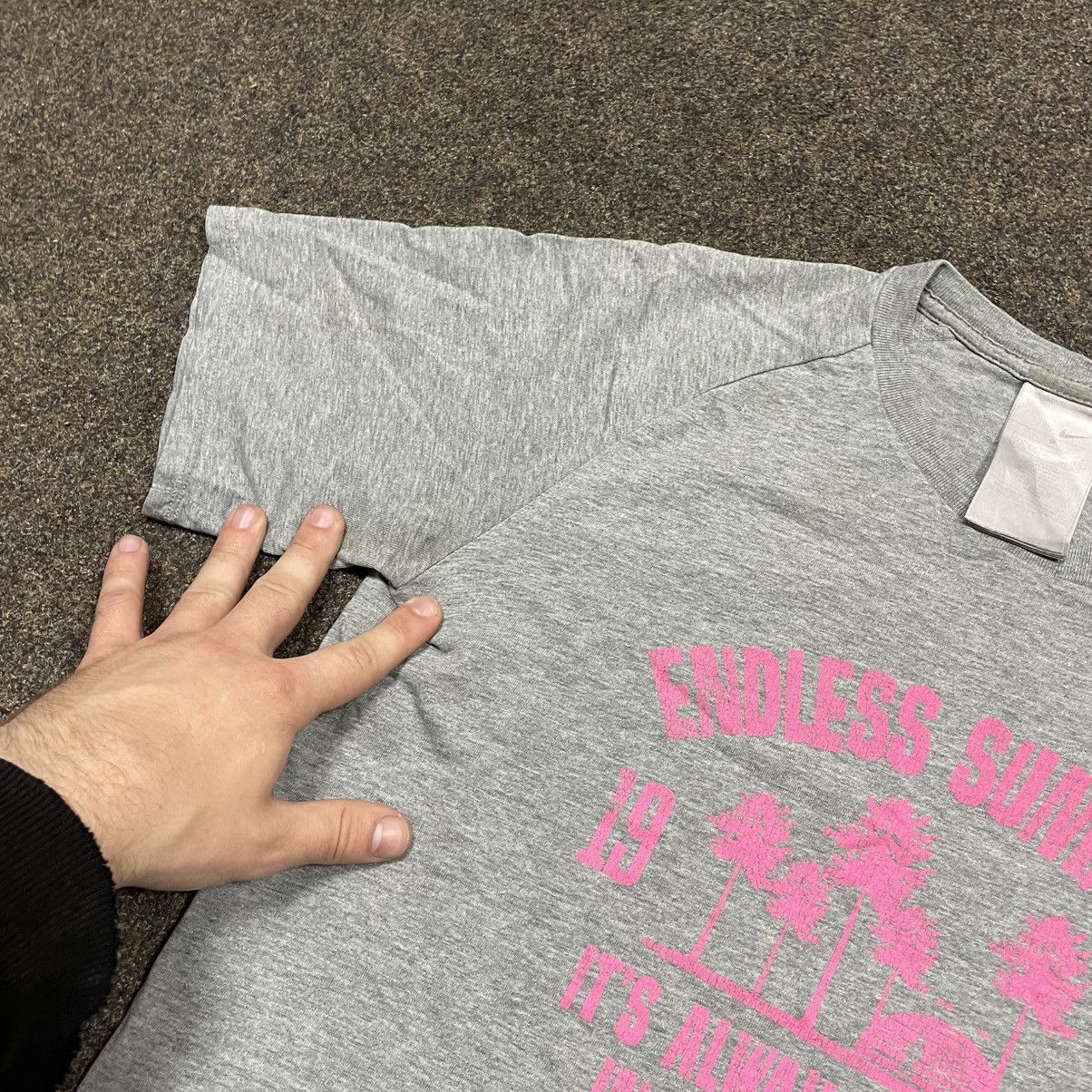 Vintage Vintage Y2K Graphic Tee Pink Print Faded Grey Single Stitch Size US M / EU 48-50 / 2 - 5 Thumbnail