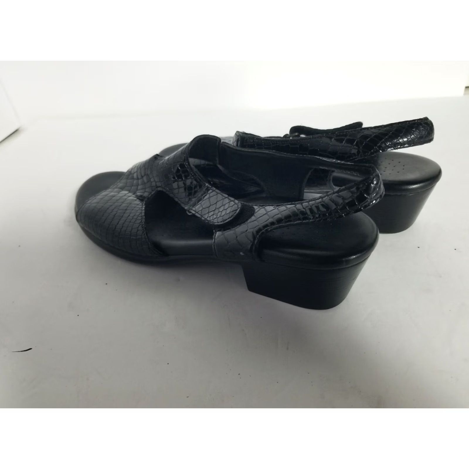 SAS SAS Women's Sandal Slingback Crocs Print Black Patent Leather Size 8 M Indoor Outdoor Womens Size US 8 / IT 38 - 4 Thumbnail