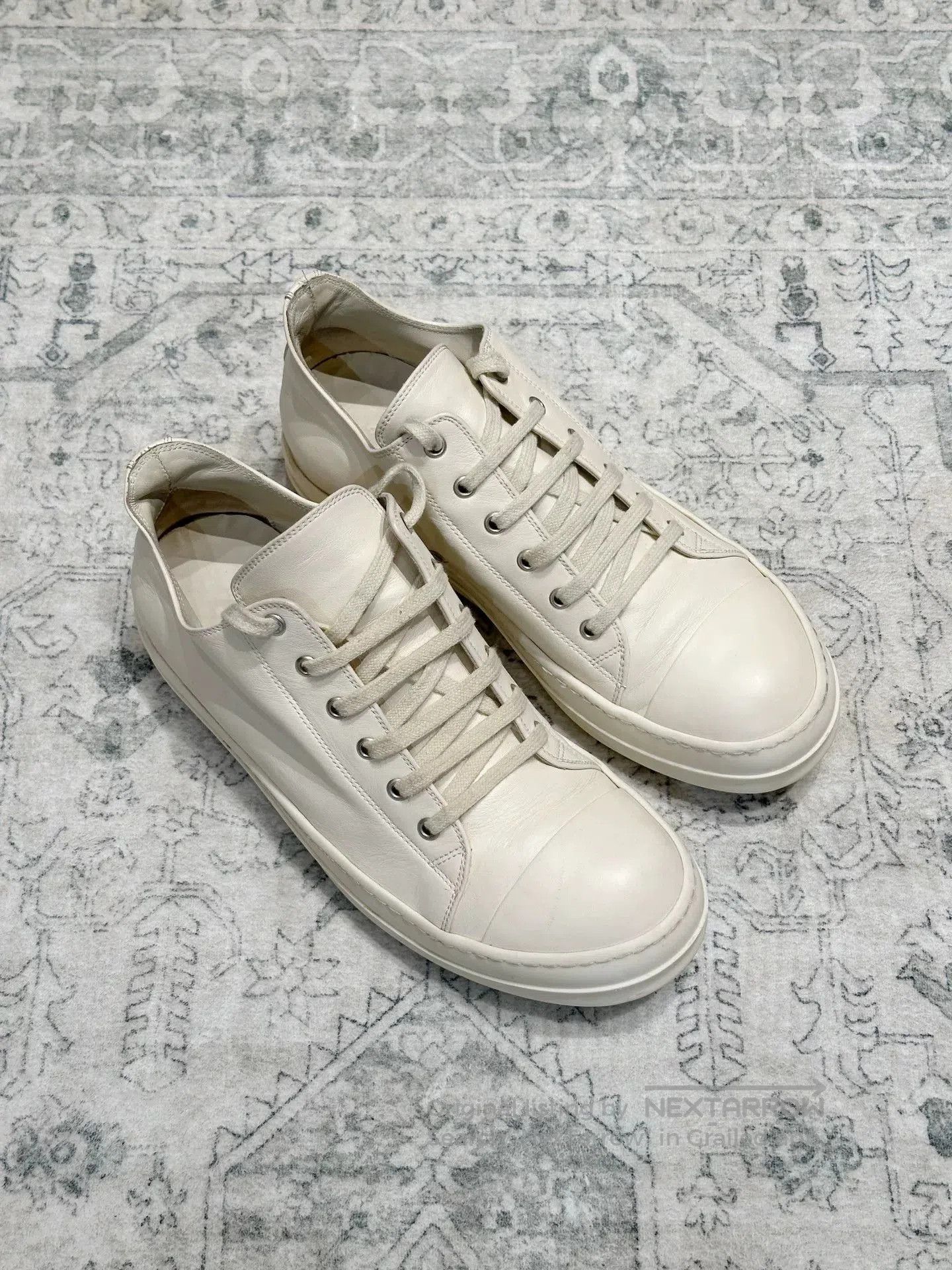 Rick Owens Rick Owens Milk White Leather Low-Top Sneakers. Size US 9 / EU 42 - 1 Thumbnail