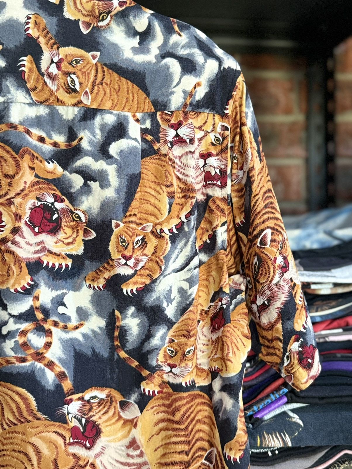 Sun Surf Vintage 80s Pineapple Juice Rayon 100 Tiger Button Up Size US M / EU 48-50 / 2 - 10 Thumbnail