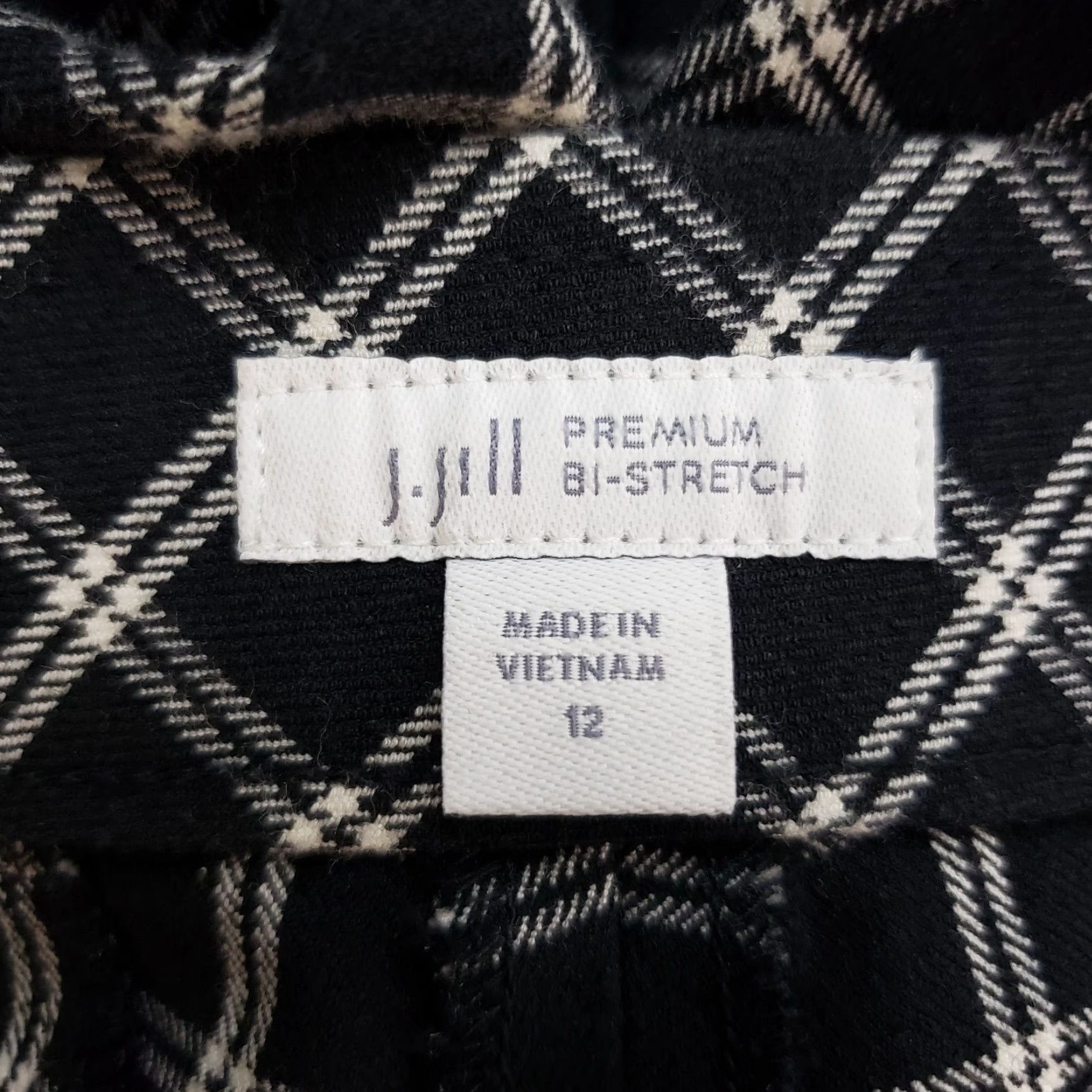J. Jill J Jill Womens Premium Bi-Stretch Cropped Pants Sz 12 Black White Plaid Mid Rise Pants Women-Adult Casual Cropped 25.5 Inseam Mens? Size 34" / US 12 / IT 48 - 6 Thumbnail
