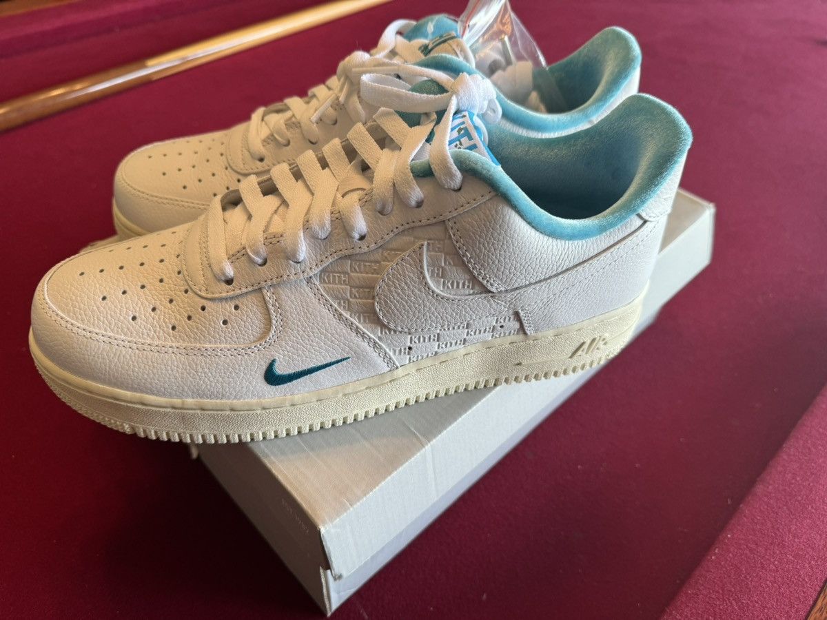 Kith × Nike Air Force 1 low/kith (Hawaii exclusive) Size US 10 / EU 43 - 1 Thumbnail