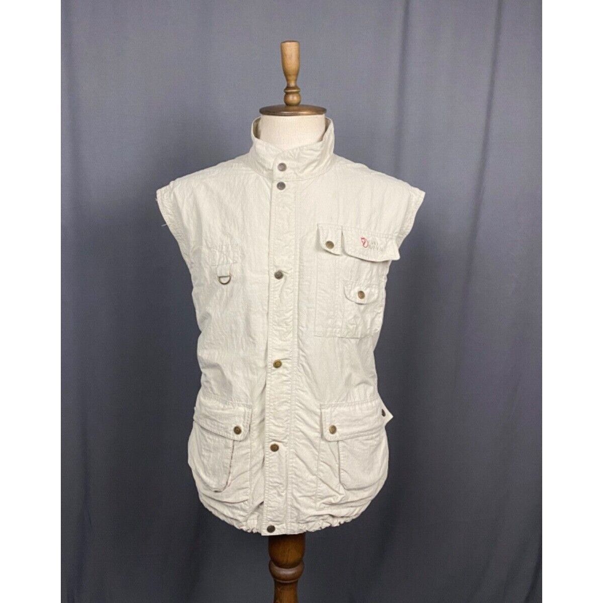 Fjallraven Fjallraven VTG Men's Beige Multipocket Hunting Vest Size L Size US L / EU 52-54 / 3 - 1 Thumbnail