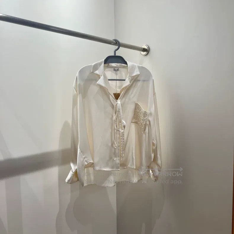Loewe Loewe Loose Fit Unique Embroidered Beige Shirt Size XXS / US 00 / IT 34 - 1 Thumbnail