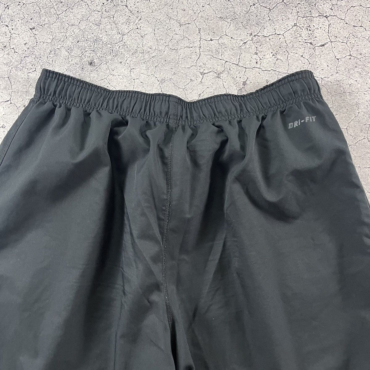 Nike × Vintage Nike Vintage Track Baggy Y2K Drill Streetwear Pants Dri Fit Size US 36 / EU 52 - 11 Thumbnail