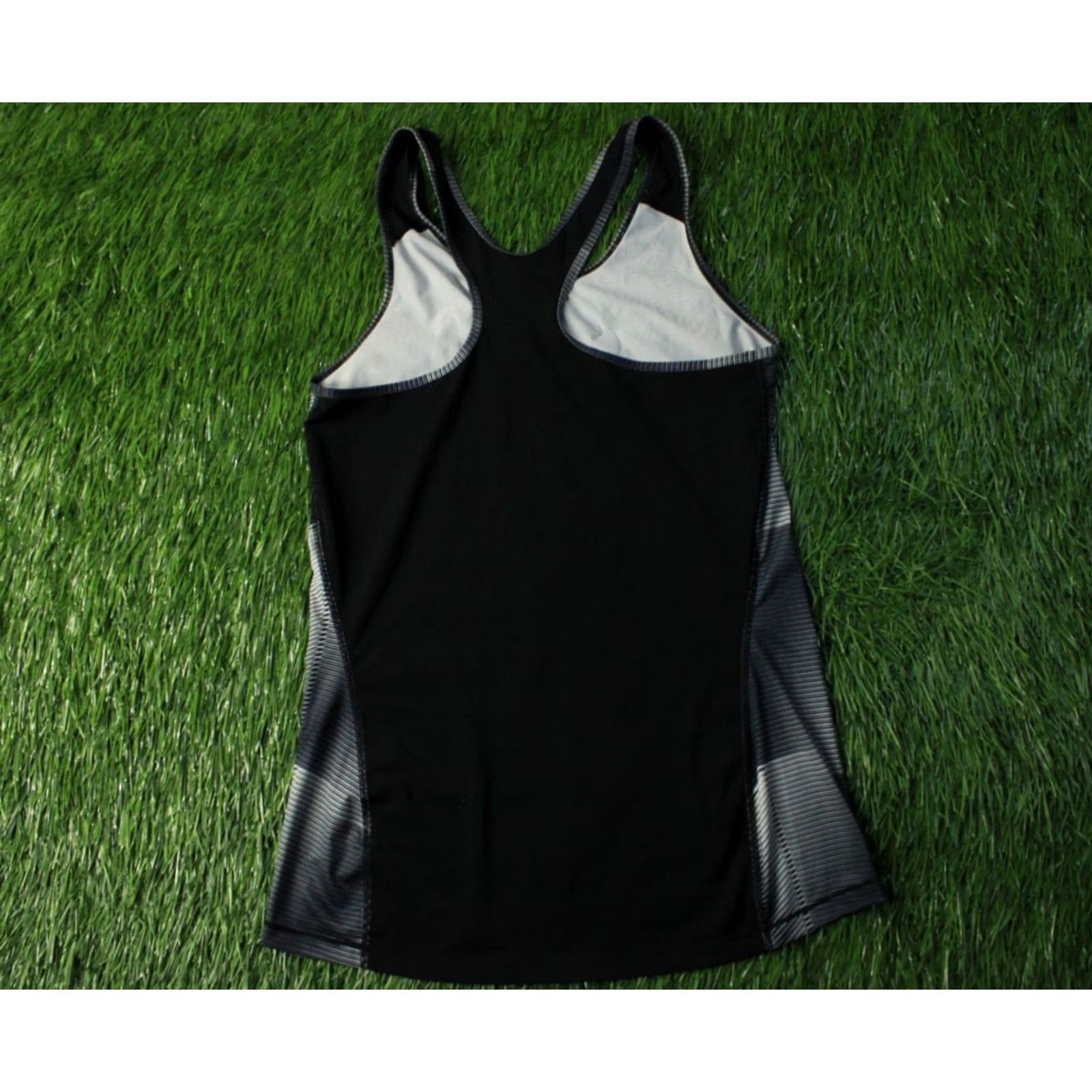 Nike Nike Dri-FIT Vest Shirt Women's Sleeveless Training Jersey L Black Gray White Size L / US 10 / IT 46 - 2 Thumbnail