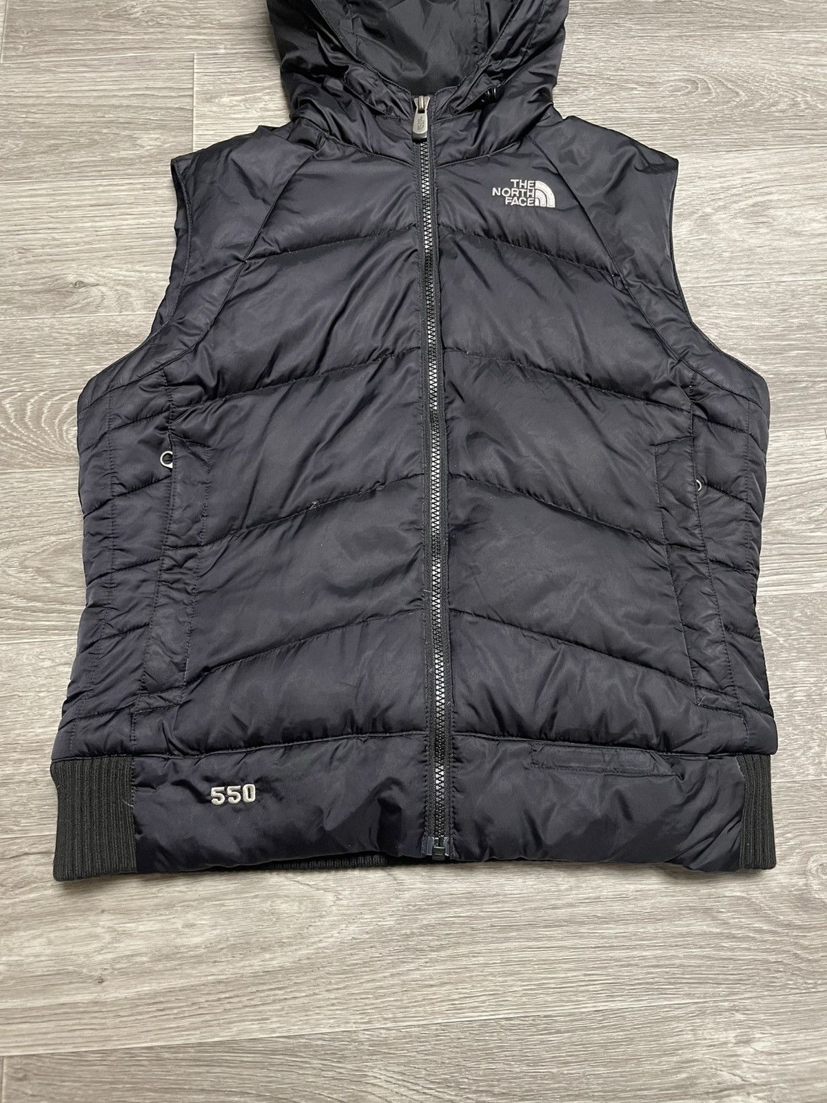 The North Face The North Face 550 Goose Down Vest Black Hooded Puffer Size M / US 6-8 / IT 42-44 - 3 Thumbnail