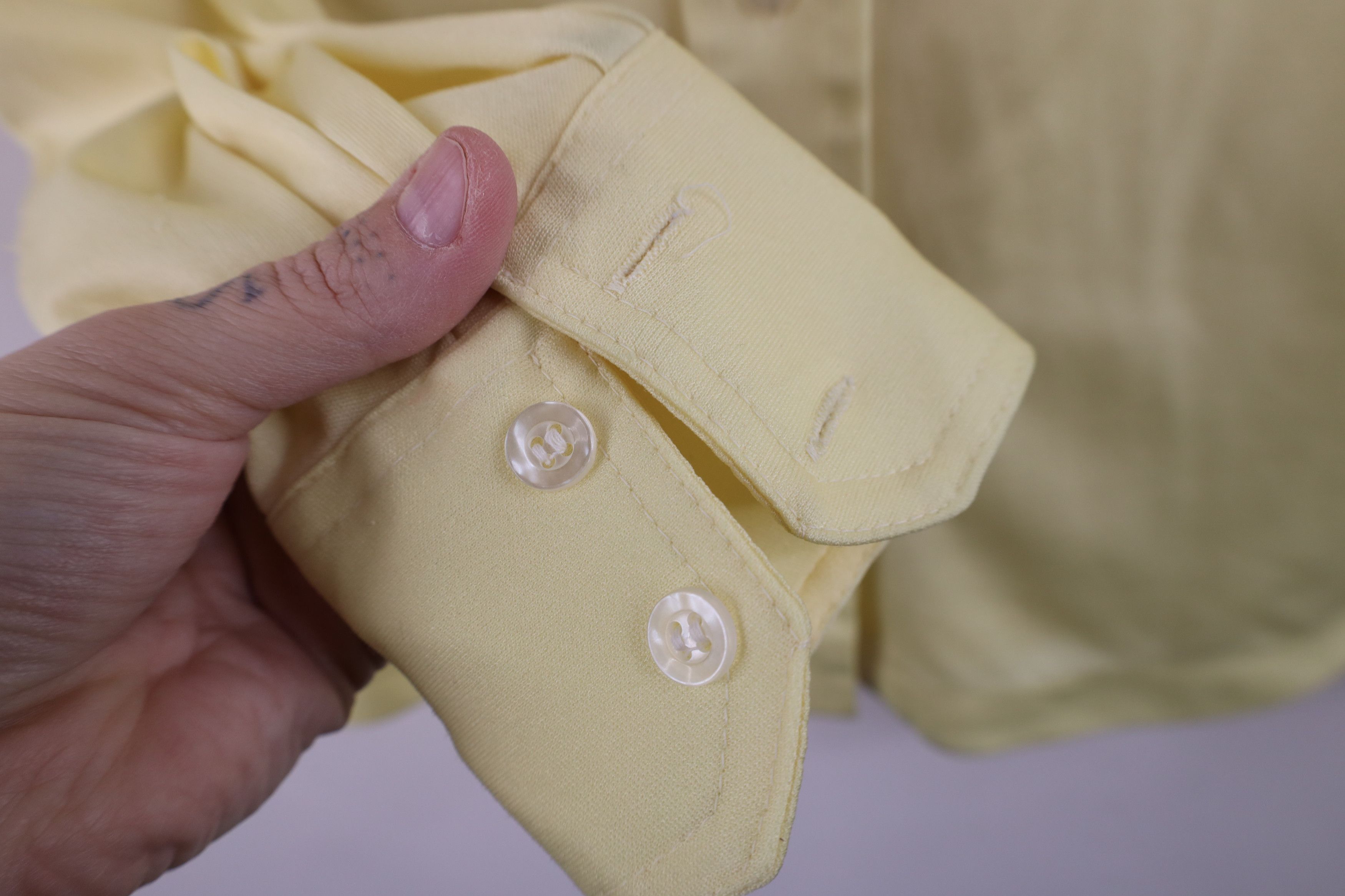 Vintage Vintage 70s Streetwear Knit Collared Button Shirt Yellow Size XXL / US 16-18 / IT 52-54 - 7 Thumbnail