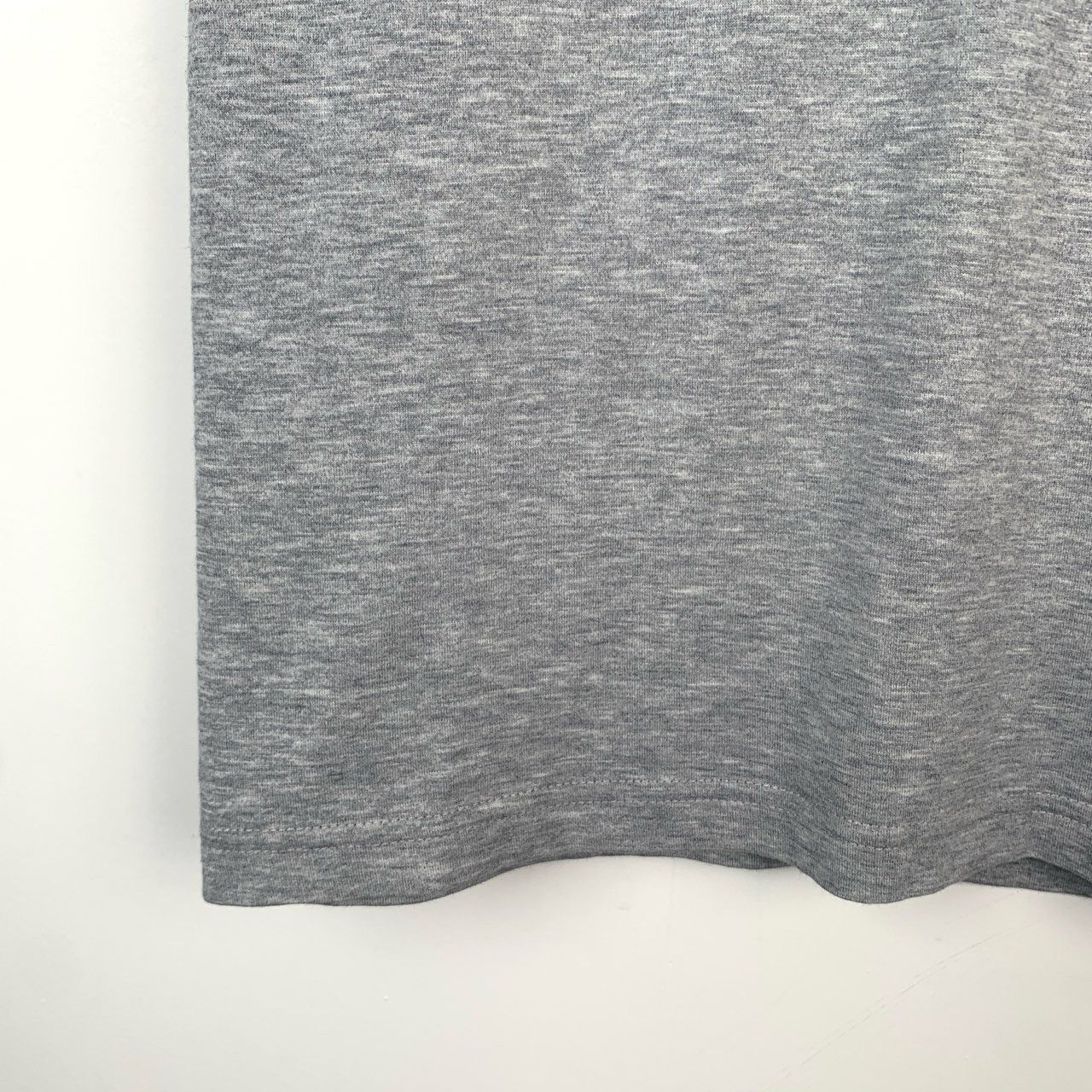 Burberry Burberry Grey Logo Print Cotton T-Shirt (Size S) Size US S / EU 44-46 / 1 - 6 Thumbnail
